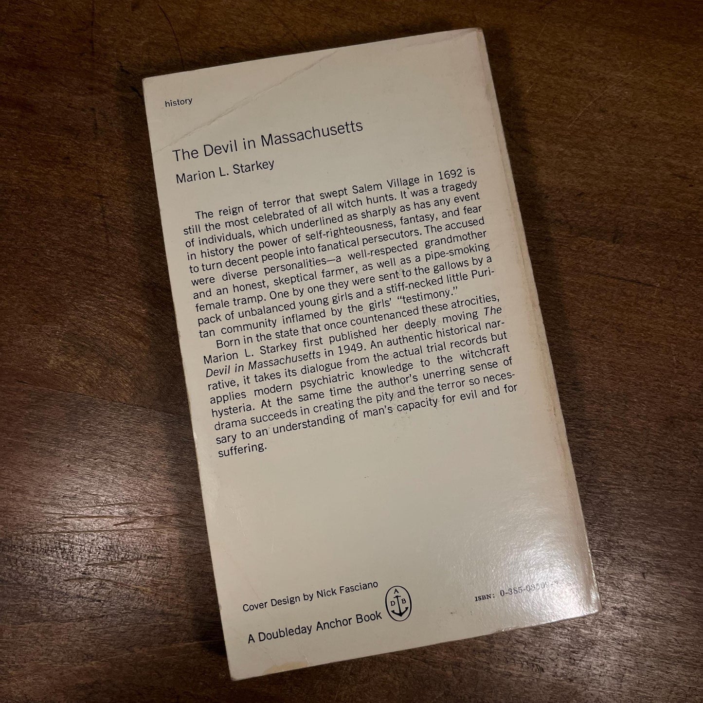 The Devil in Massachusetts: A Modern Inquiry into the Salem Witch Trials / Marion L. Starkley (1980) Vintage Paperback Book