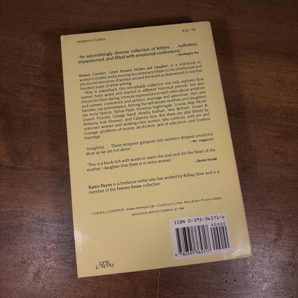 Between Ourselves: Letters Between Mothers and Daughters / Karen Payne (1984) Vintage Paperback Book