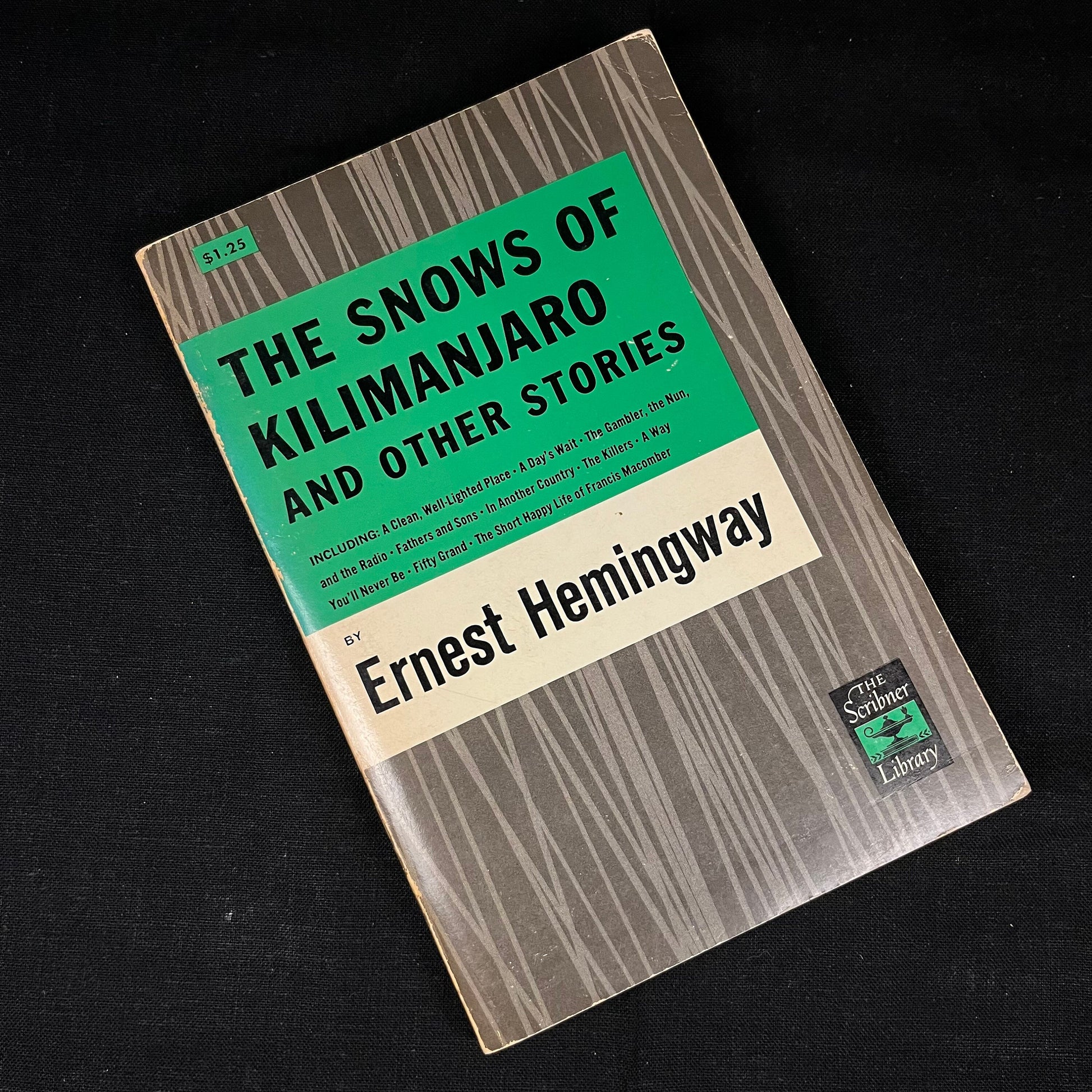 Vintage Ernest Hemingway Paperback Collection (1966-1972): For Whom the Bells Tolls, The Old Man and the Sea and others