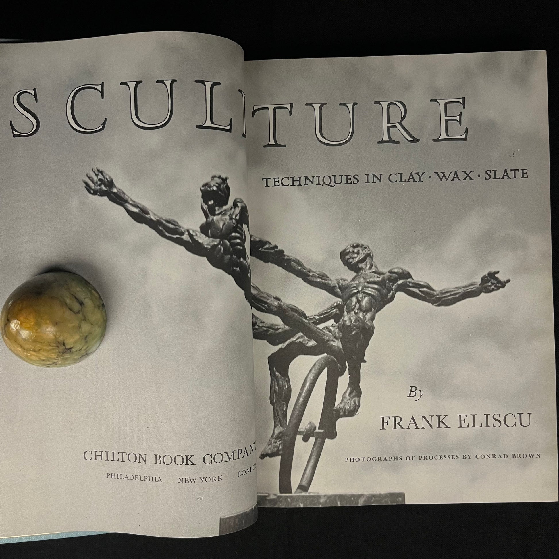 Sculpture Techniques in Clay • Wax • Slate by Frank Eliscu (1968) Vintage Hardcover Book