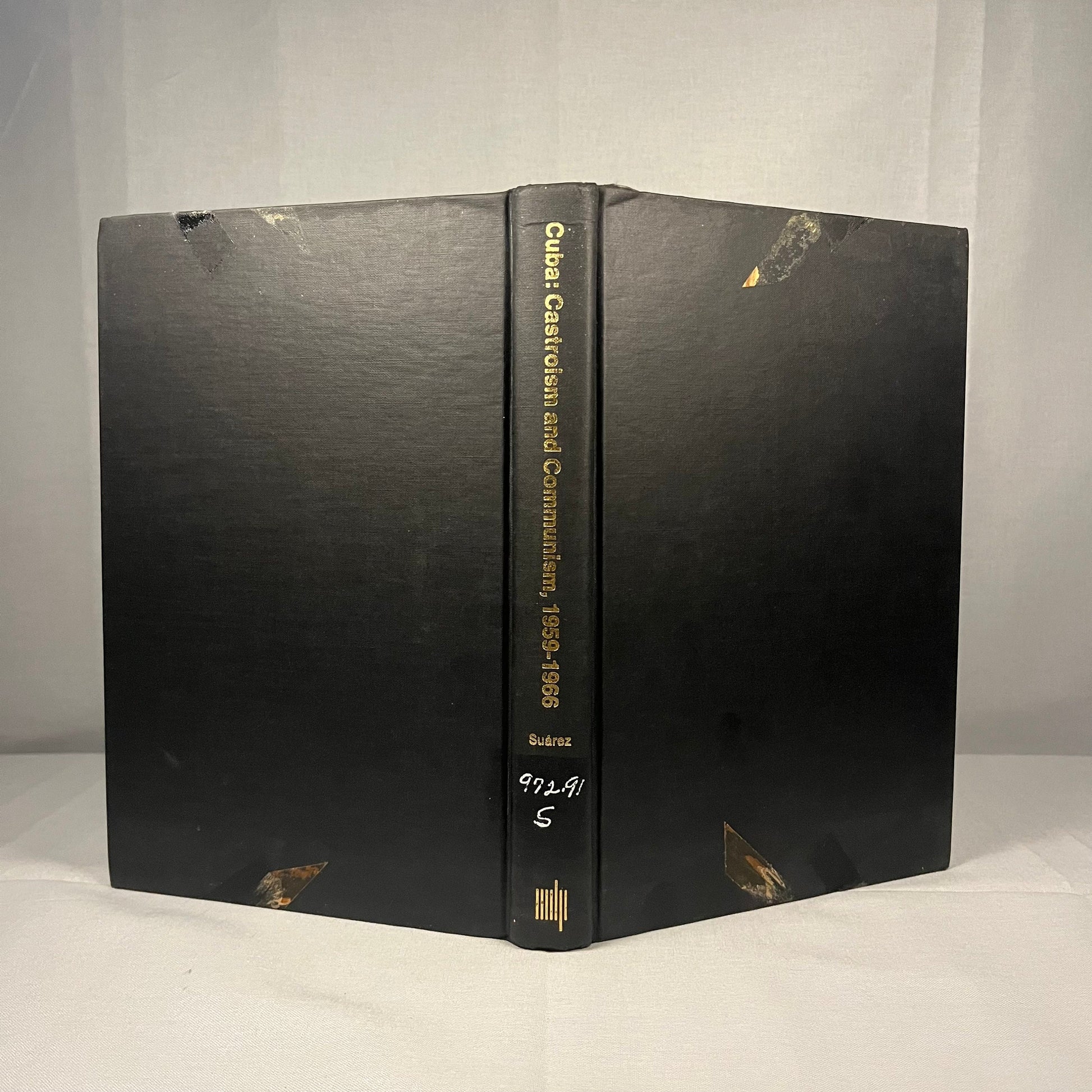 First Edition - Cuba: Castroism and Communism, 1959-1966 by Andrés Suárez (1967) Vintage Hardcover Book
