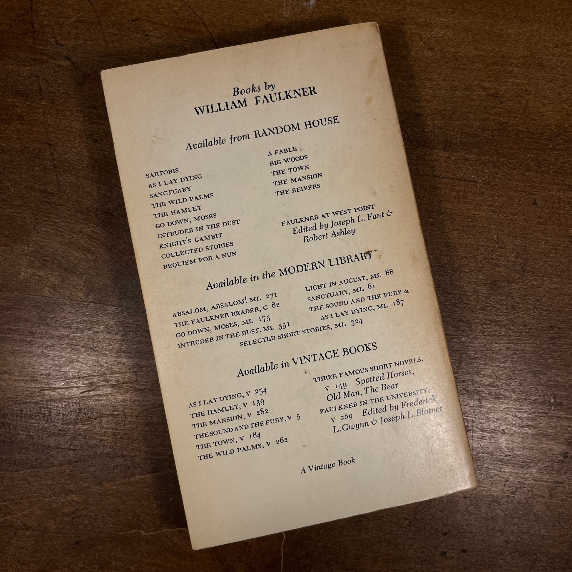 Three Famous Short Novels by William Faulkner (1963) Vintage Paperback Book