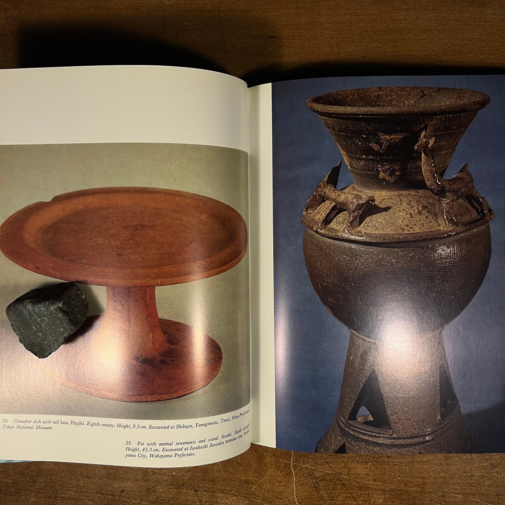 First Printing - The Art of Japanese Ceramics by Tsugio Mikami (1972) Vintage Hardcover Book