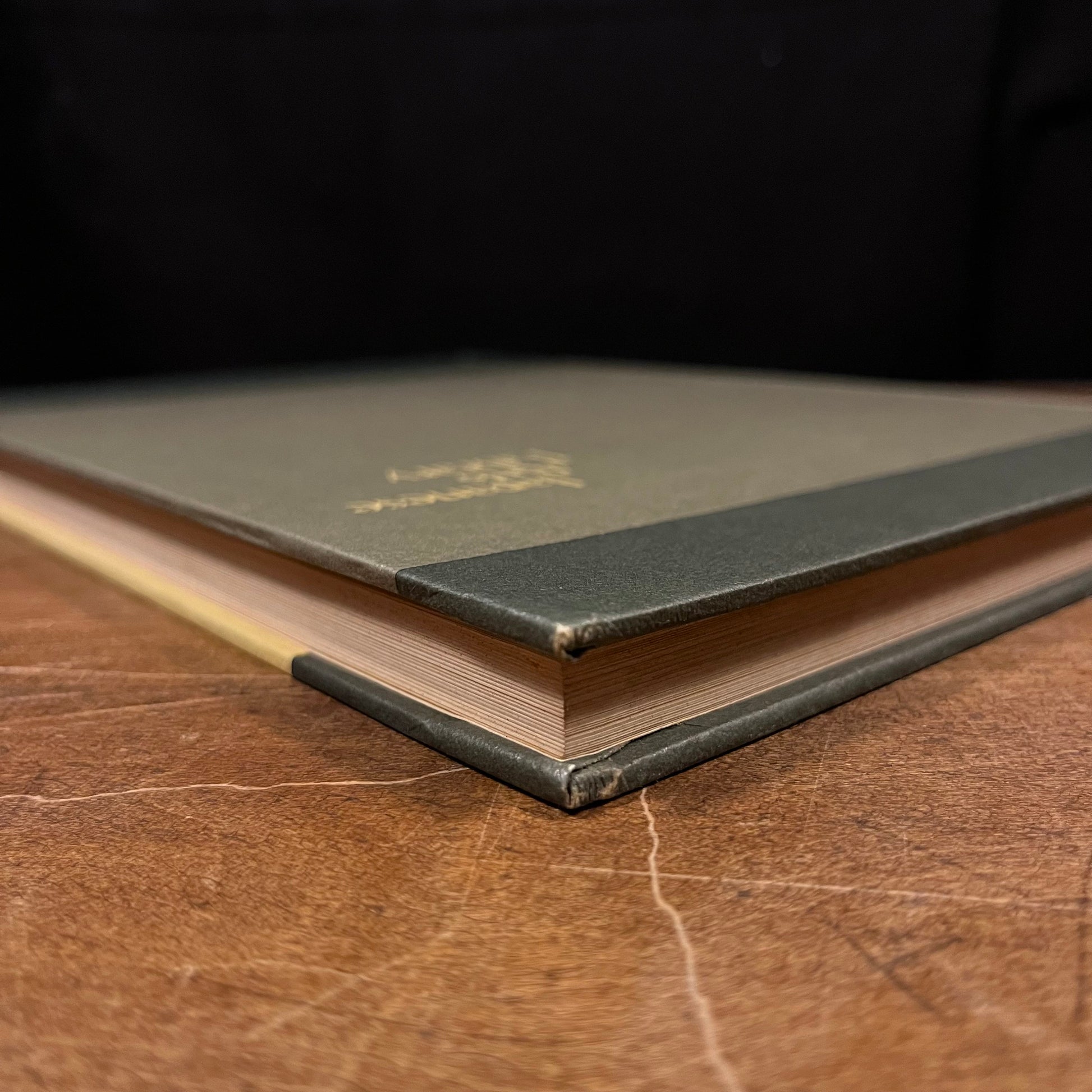 First Printing - Shino and Oribe Ceramics by Ryōichi Fujioka (1977) Vintage Hardcover Book