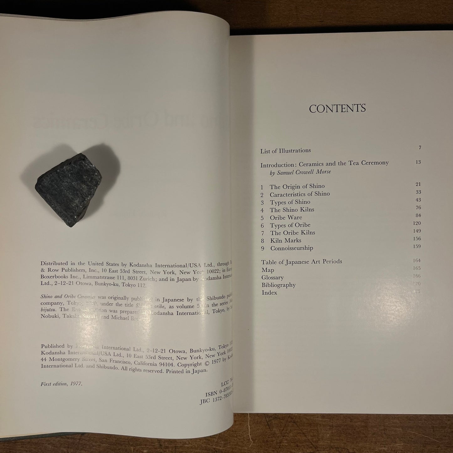 First Printing - Shino and Oribe Ceramics by Ryōichi Fujioka (1977) Vintage Hardcover Book