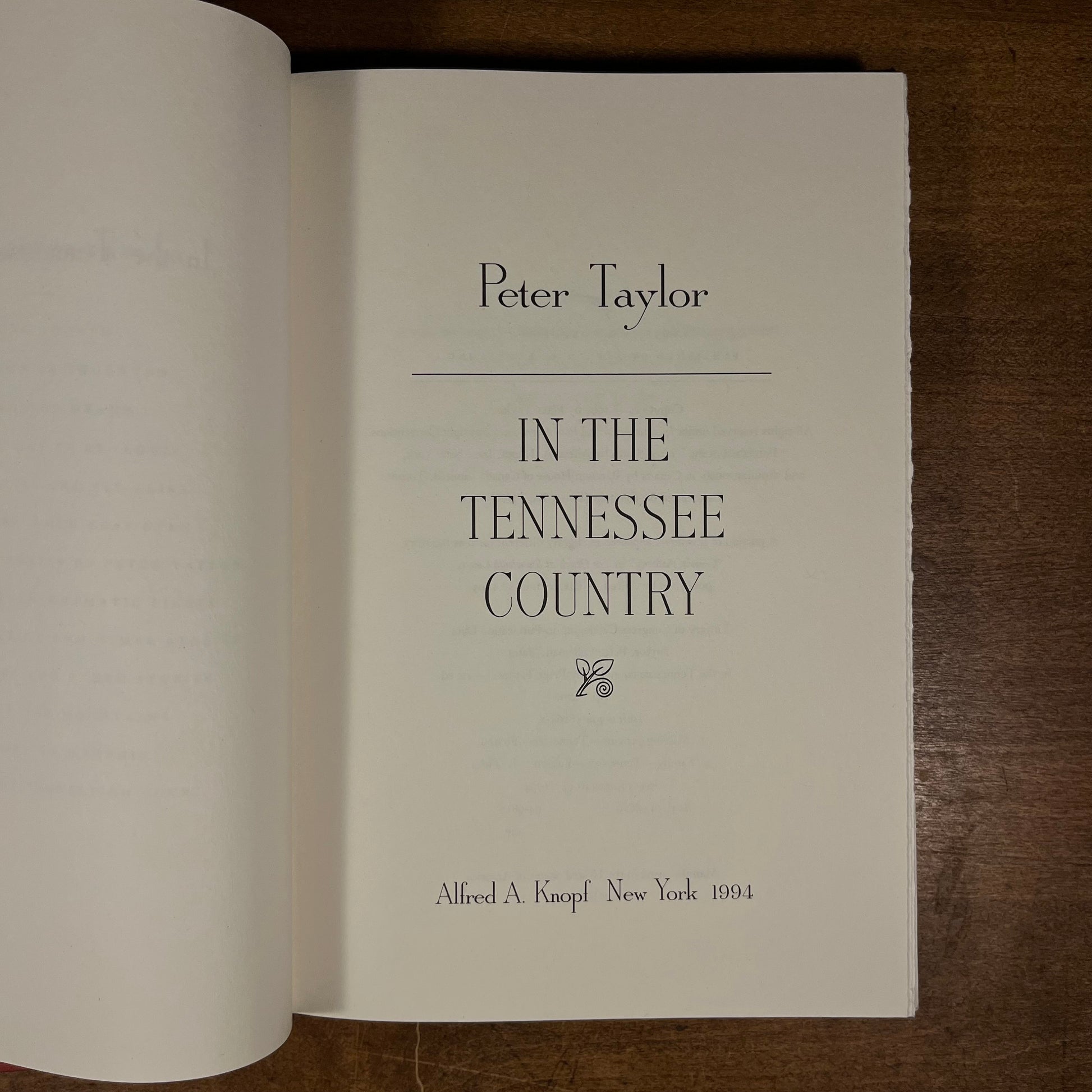 First Printing - In the Tennessee Country by Peter Taylor (1994) Vintage Hardcover Book