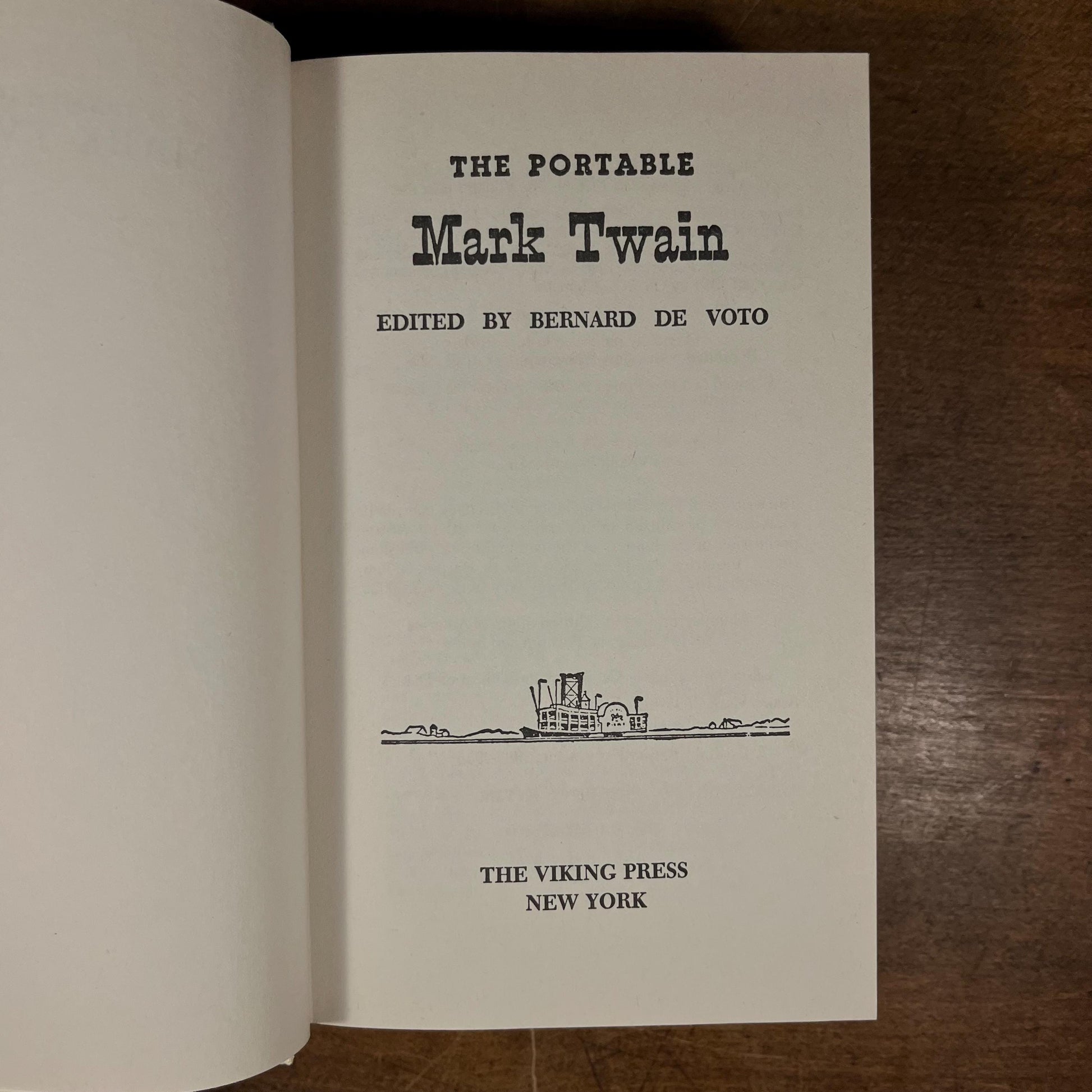 The Portable Mark Twain by Bernard De Voto (1983) Vintage Hardcover Book