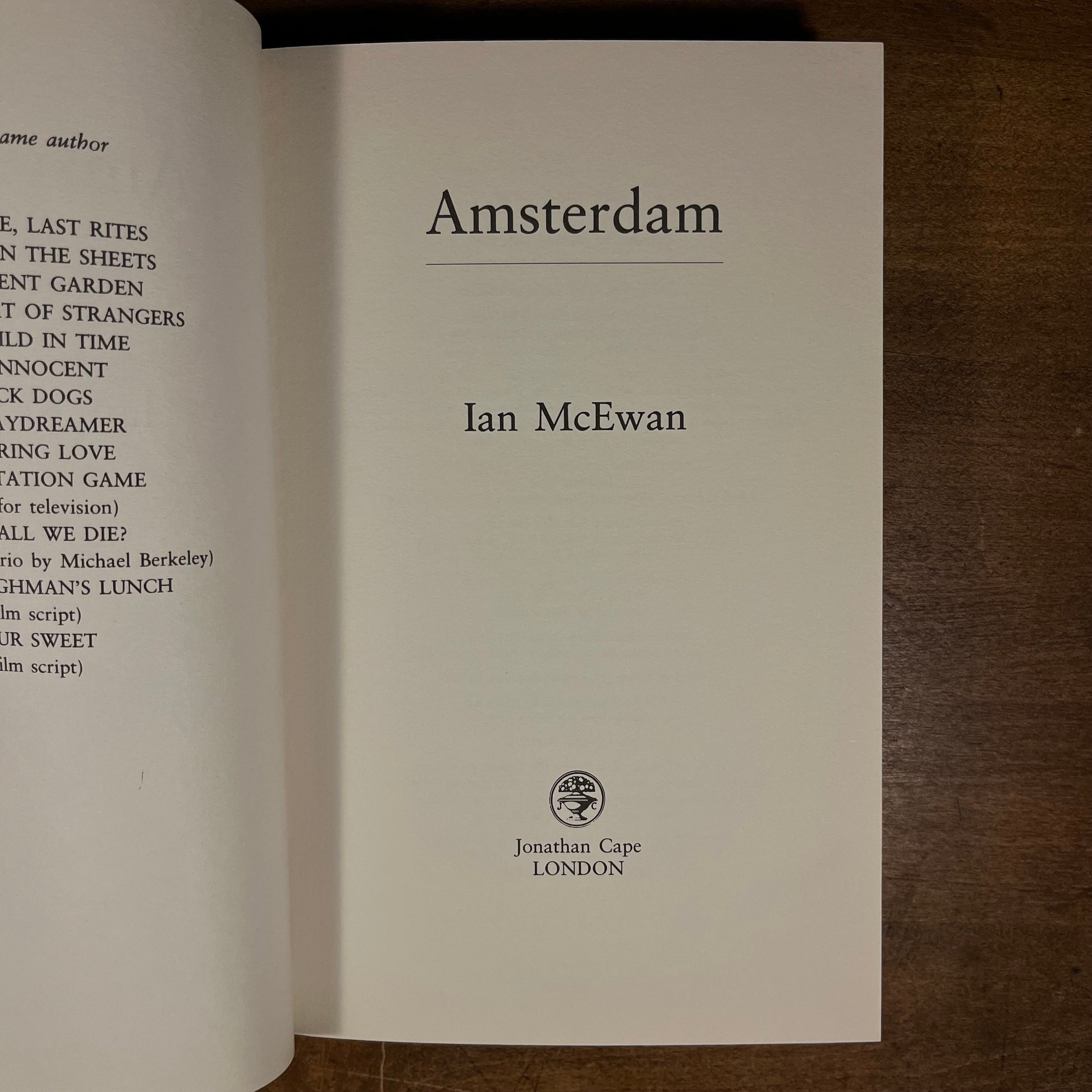 First Printing - Amsterdam by Ian McEwan (1998) Vintage Hardcover Book