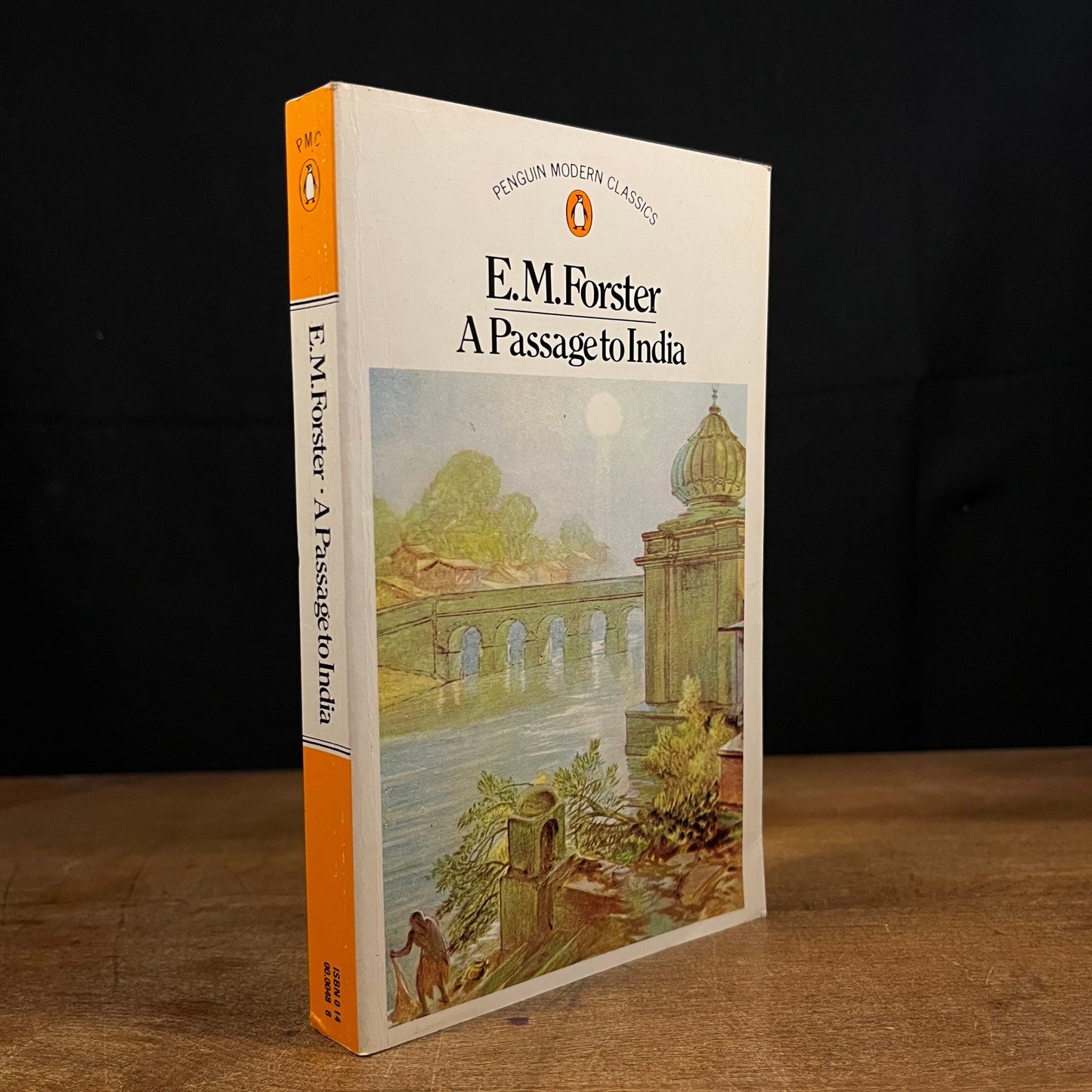 A Passage to India by E. M. Forster (1985) Vintage Paperback Book