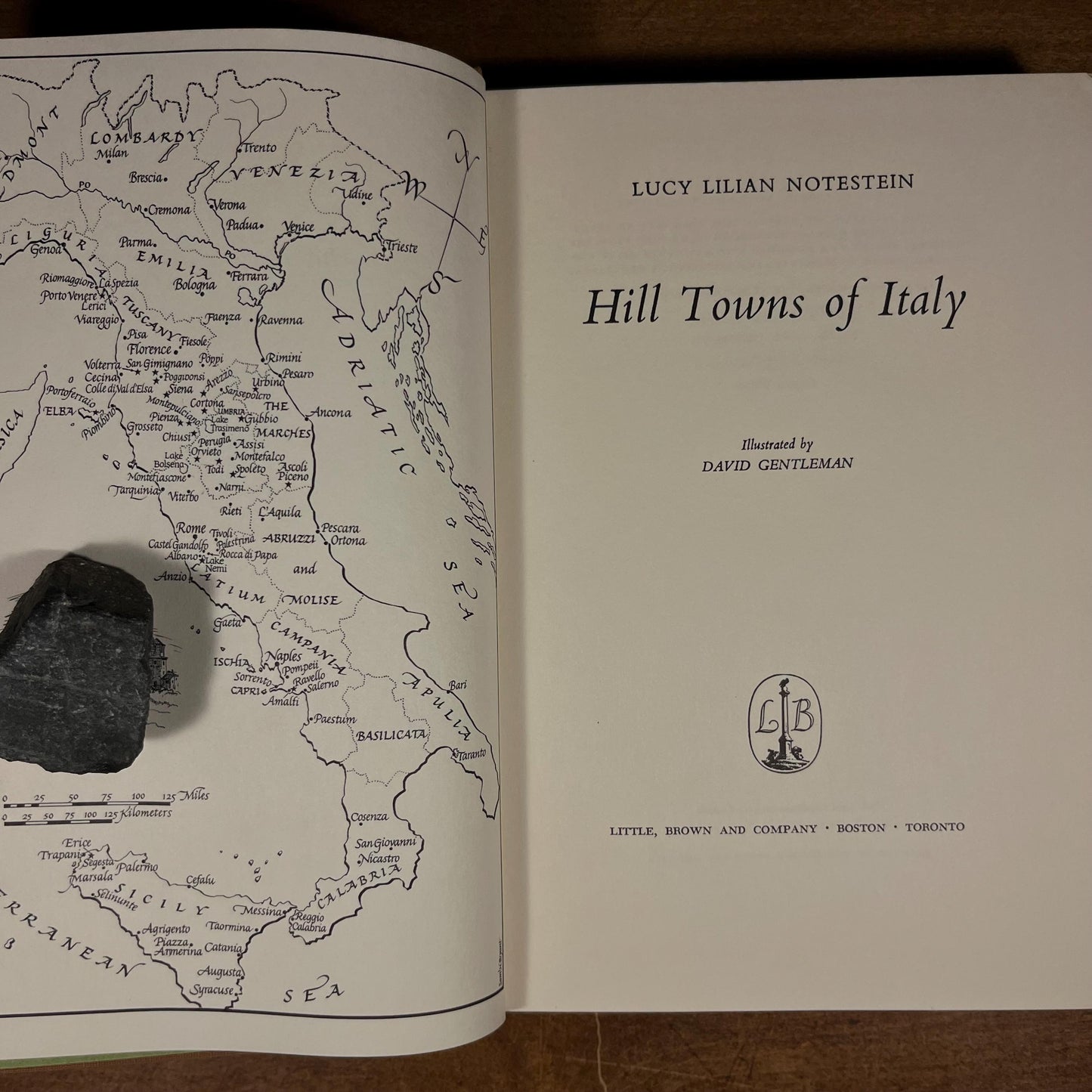 First Printing - Hill Towns of Italy by Lucy Lilian Notestein (1963) Vintage Hardcover Book