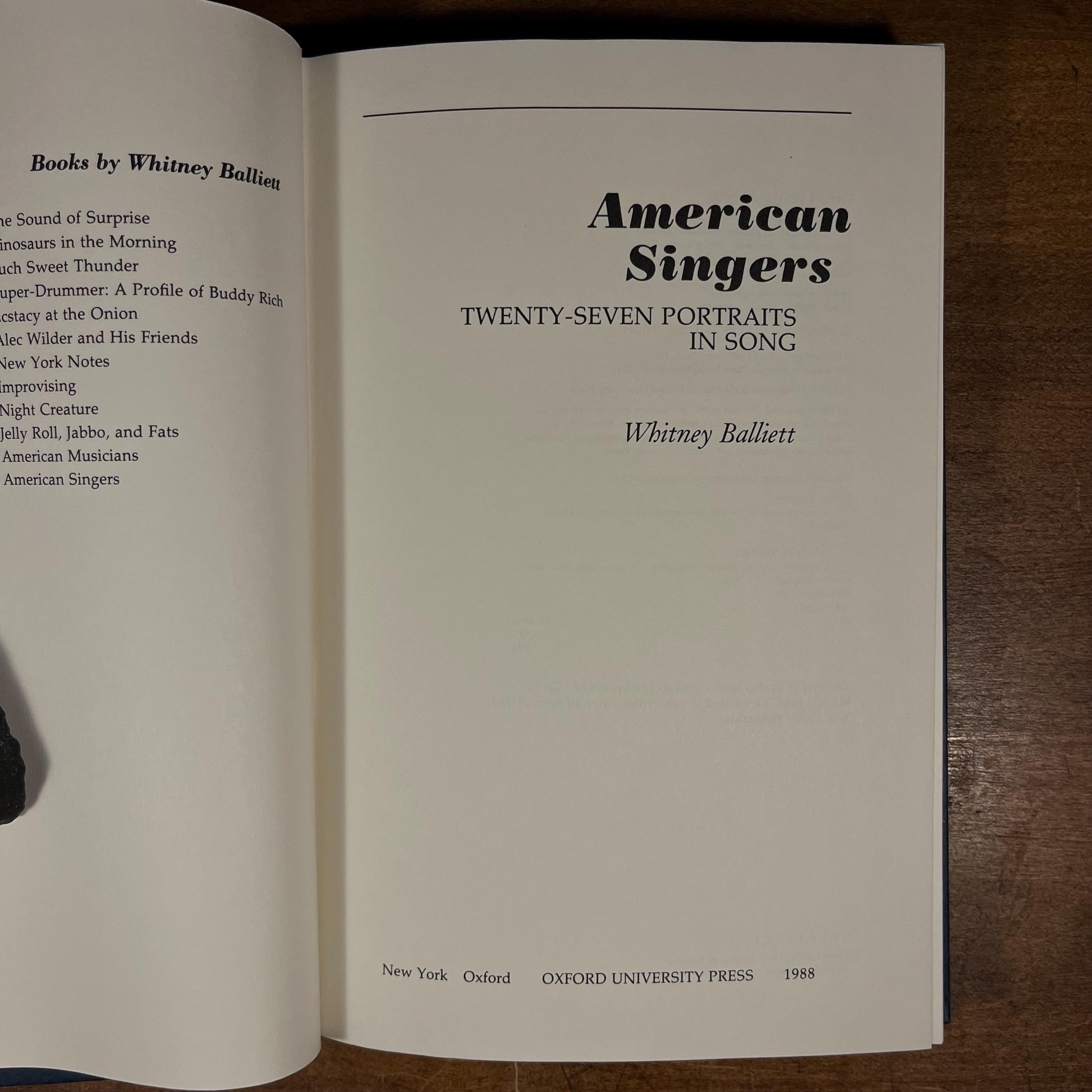 First Printing - American Singers: Twenty-Seven Portraits in Song by Whitney Balliett (1988) Vintage Hardcover Book