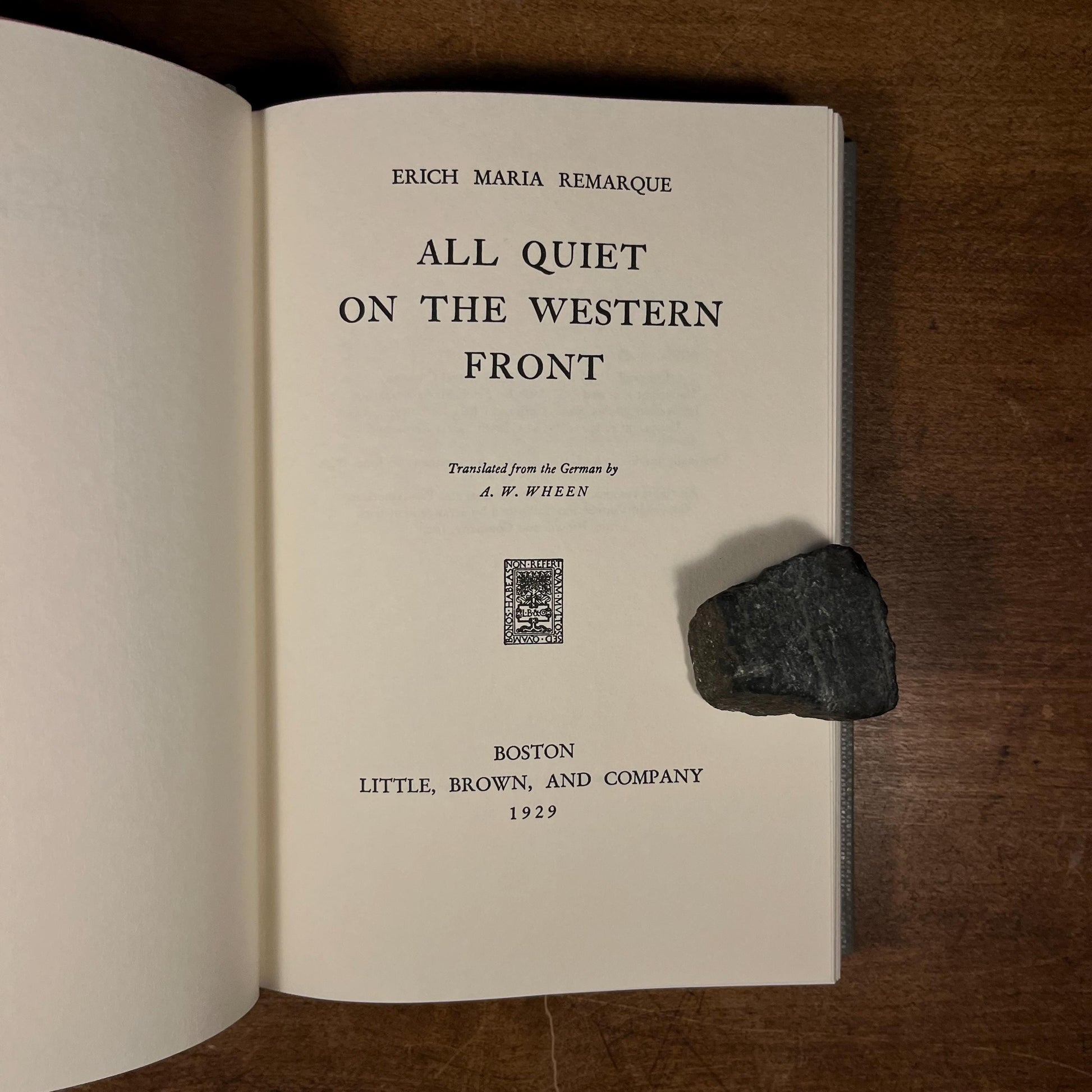 All Quiet on the Western Front by Erich Maria Remarque (1986) Vintage Hardcover Book