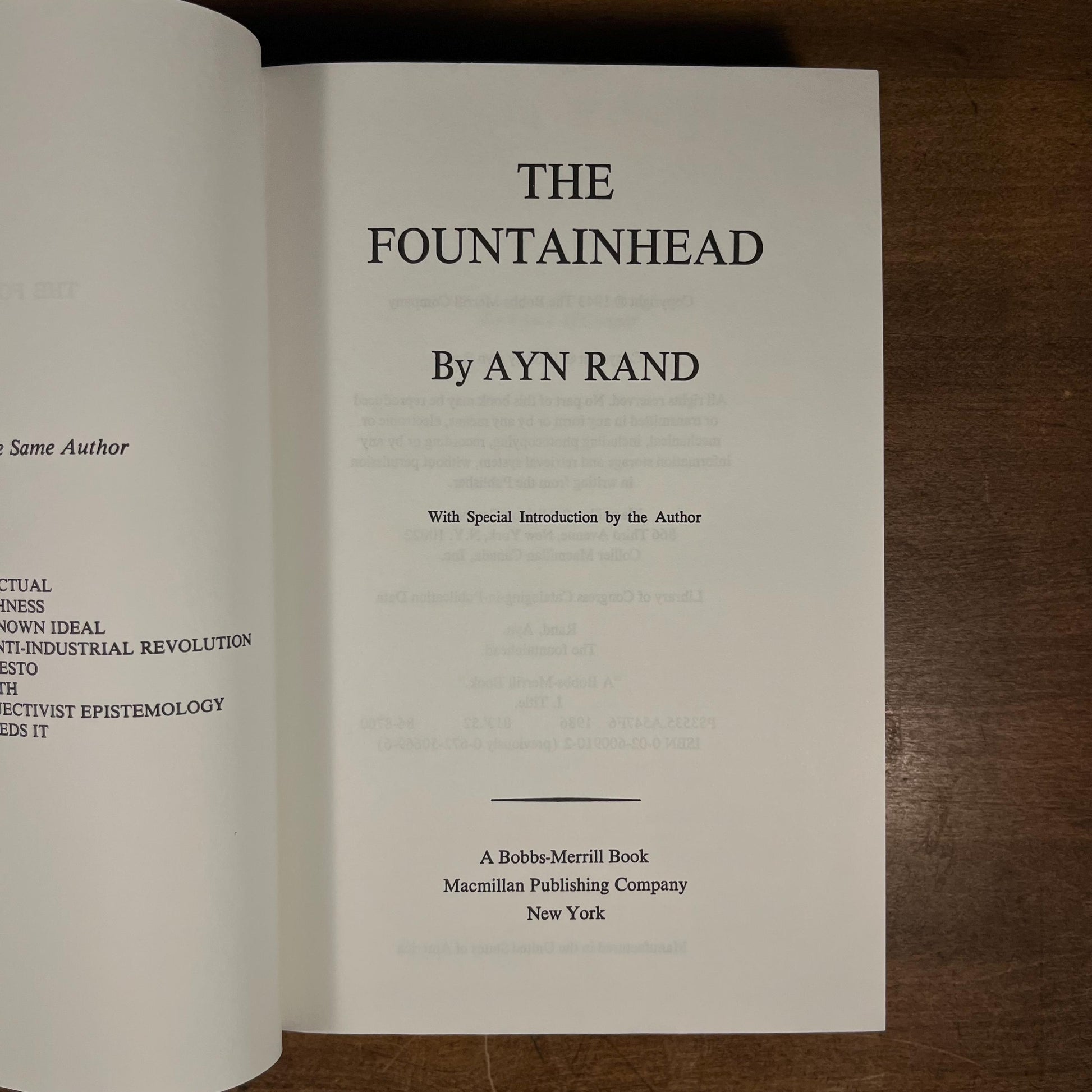 The Fountainhead: A Novel by Ayn Rand (1986) Vintage Hardcover Book