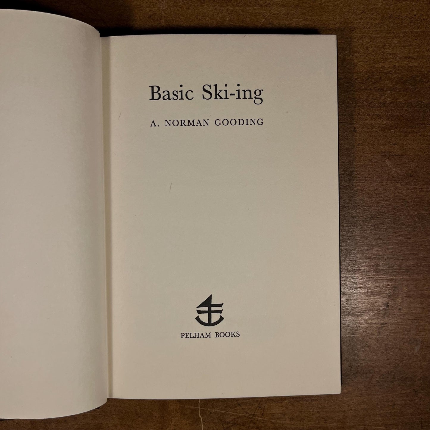 First Printing - Basic Ski-ing by A. Norman Gooding (1966) Vintage Hardcover Book