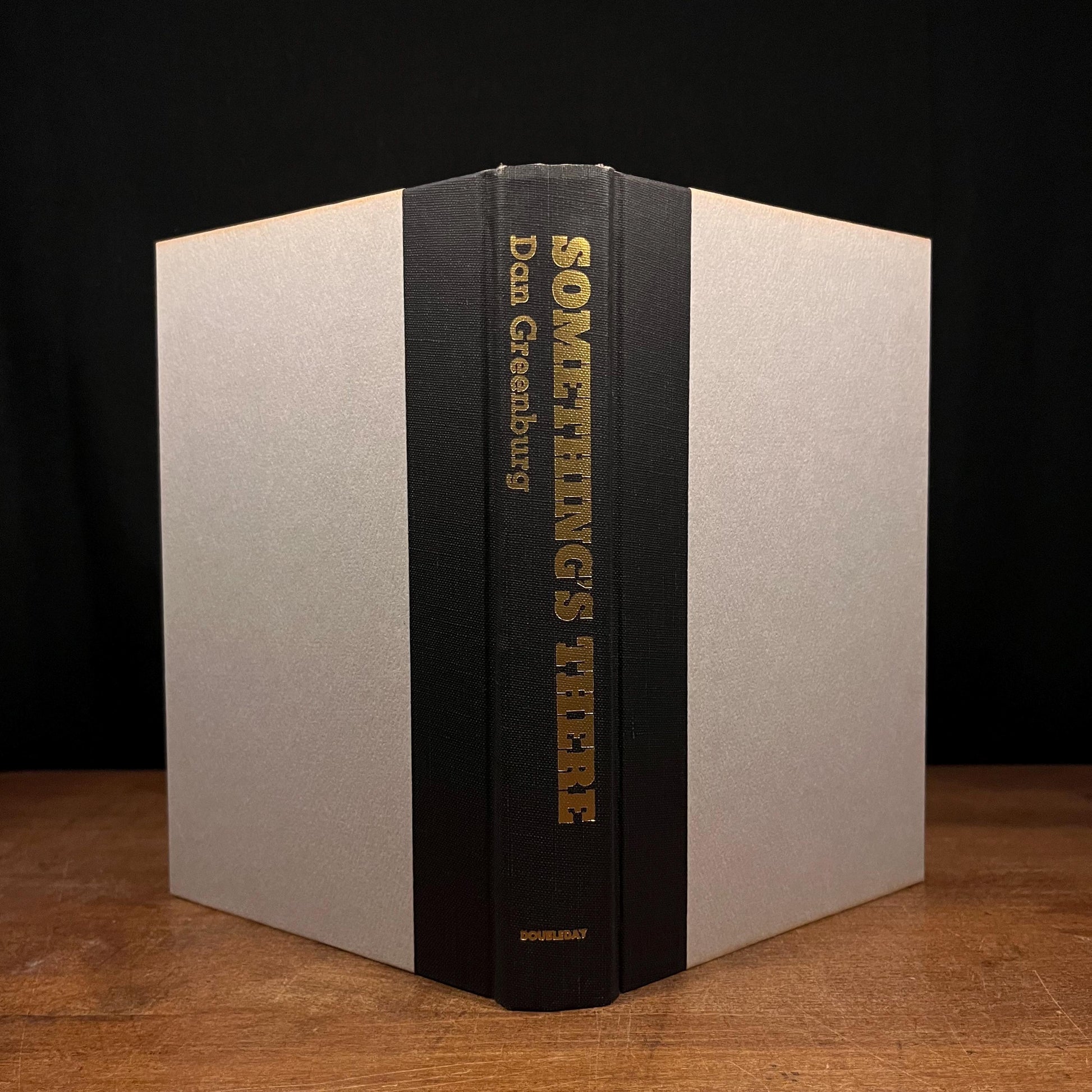 First Printing - Something’s There: My Adventures in the Occult by Dan Greenberg (1976) Vintage Hardcover Book