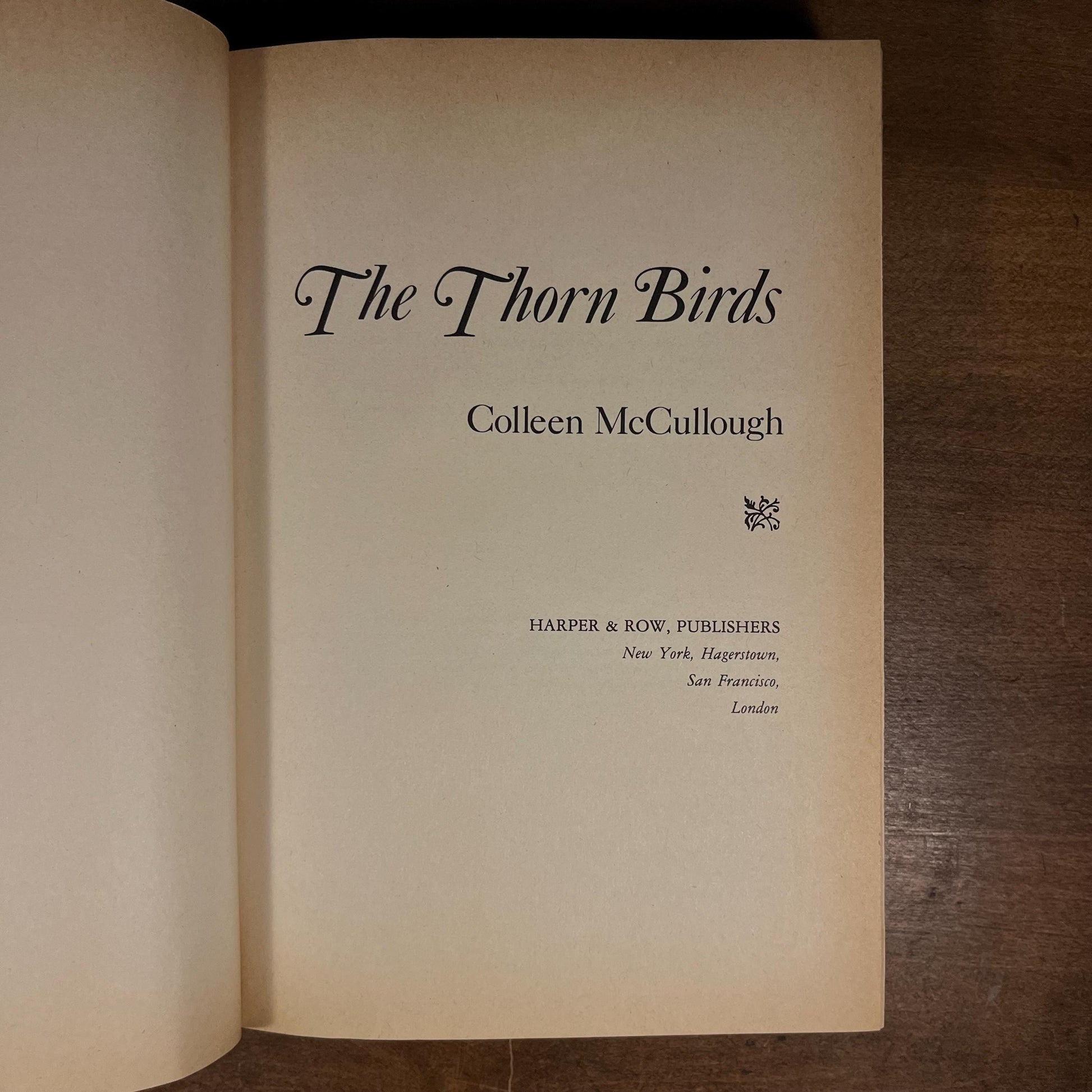 First Printing - The Thorn Birds / Colleen McCullough (1977) Vintage Hardcover Book