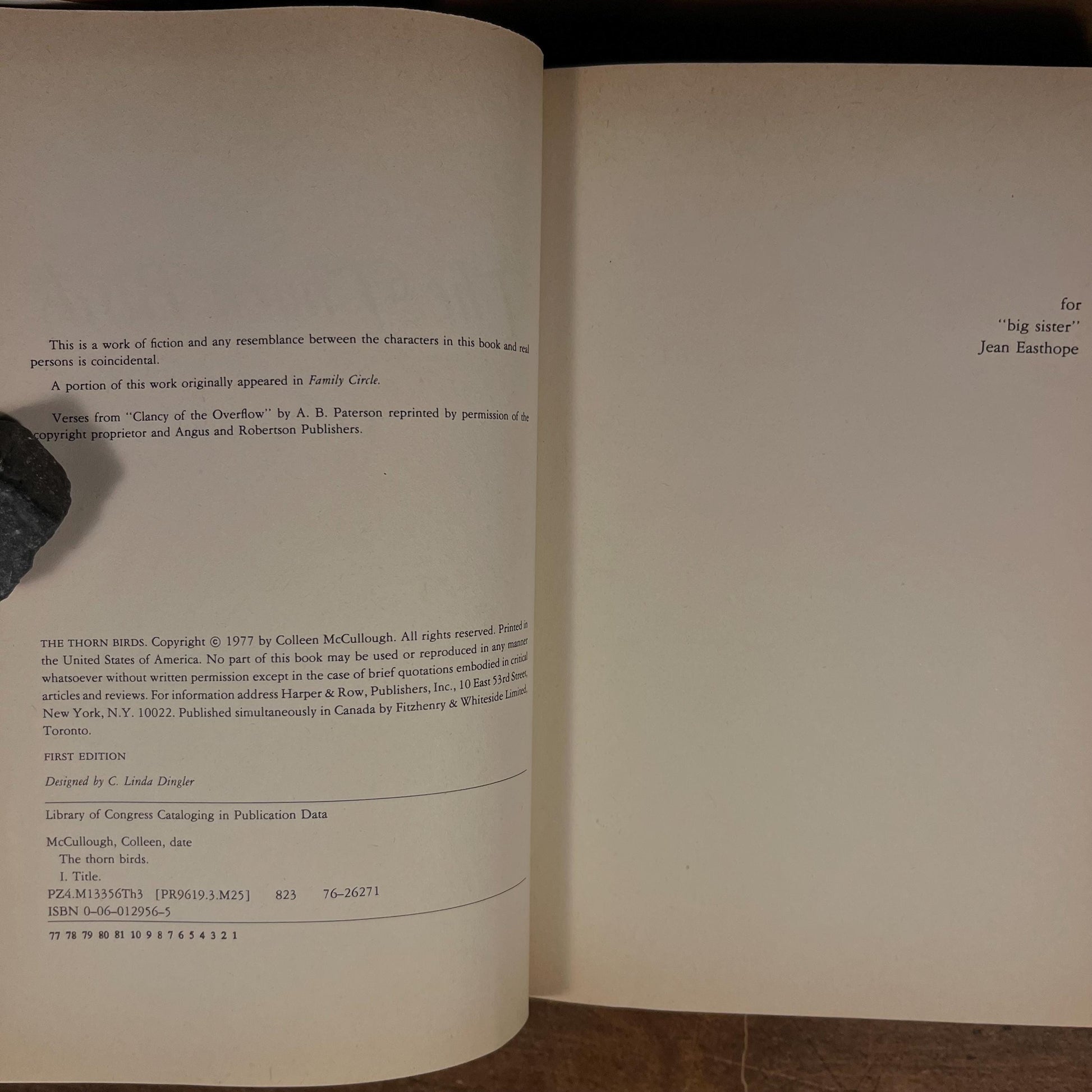 First Printing - The Thorn Birds / Colleen McCullough (1977) Vintage Hardcover Book