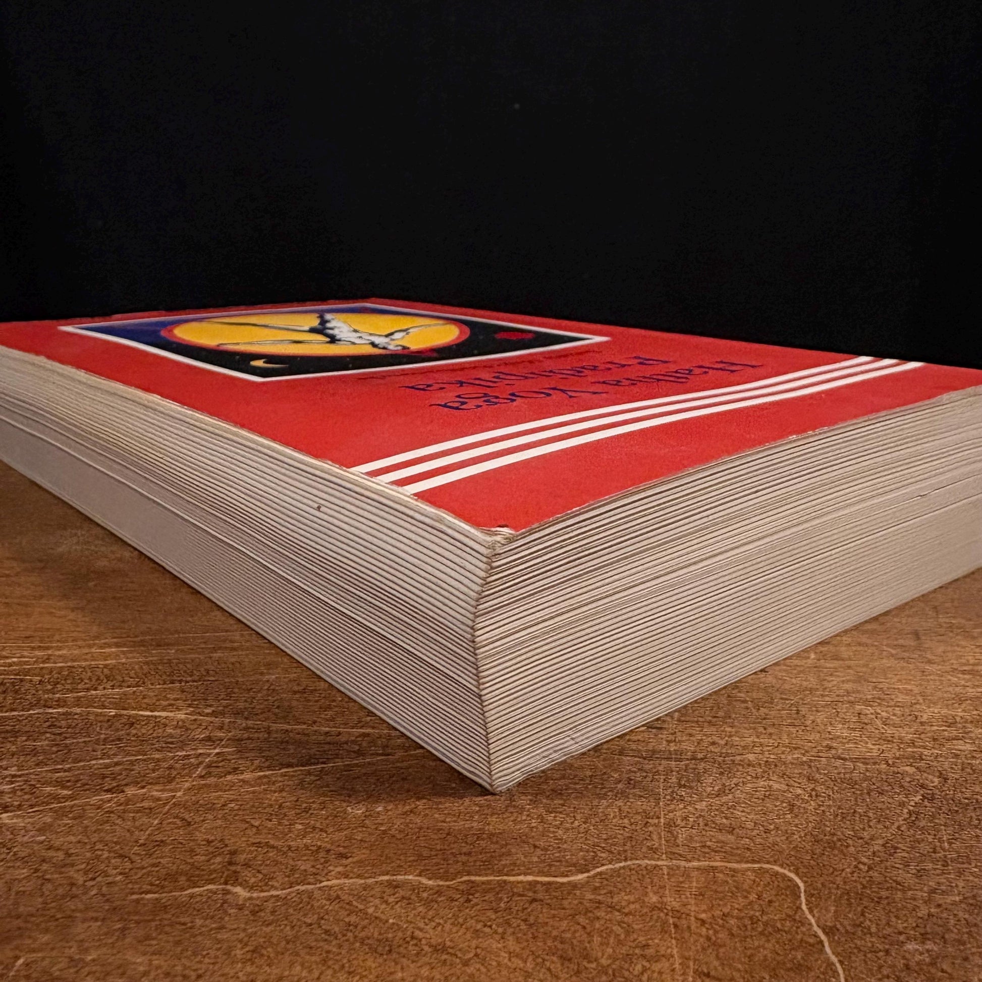 Hatha Yoga Pradipika: Light on Hatha Yoga / Swami Muktibodhananda (2001) Vintage Paperback Book