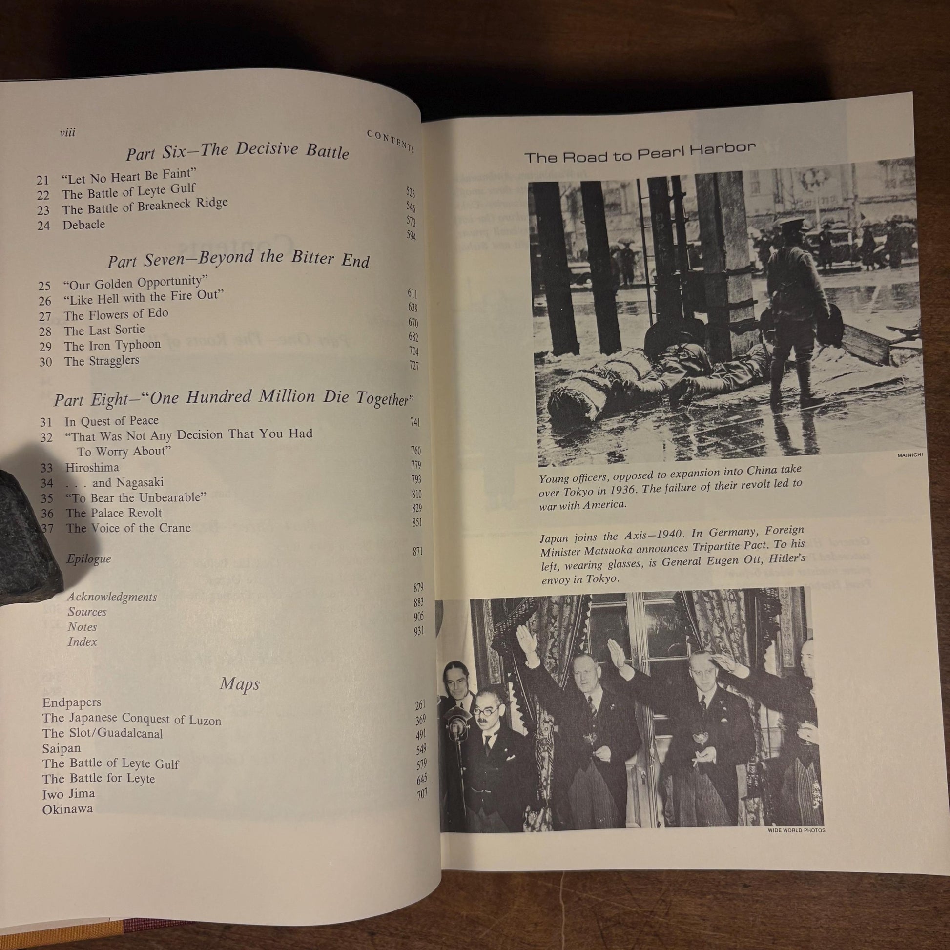 First Printing - The Rising Sun: The Decline and Fall of the Japanese Empire, 1936-1945 / John Toland (1970) Vintage Hardcover Book
