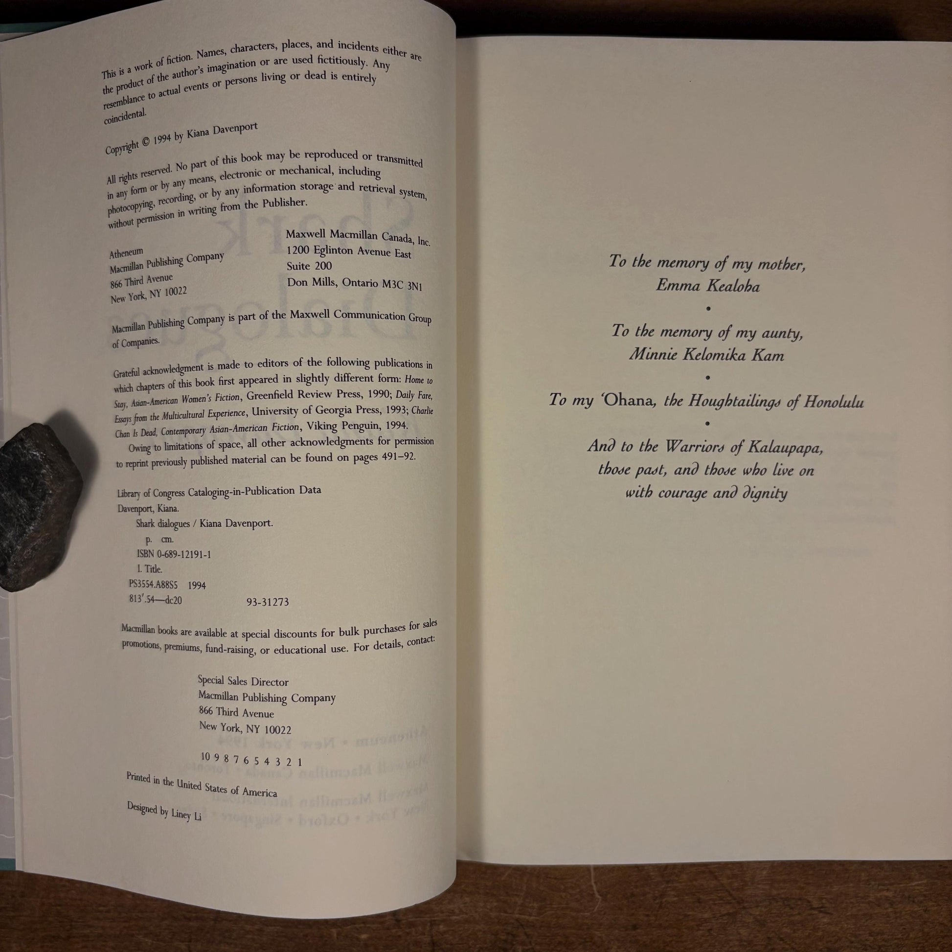 First Printing - Shark Dialogues / Kiana Davenport (1994) Vintage Hardcover Book