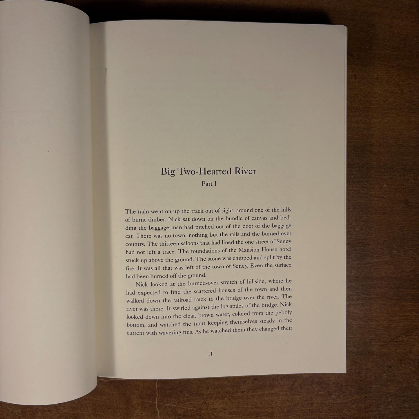 First Printing - Hemingway on Fishing / Ernest Hemingway (2000) Vintage Hardcover Book