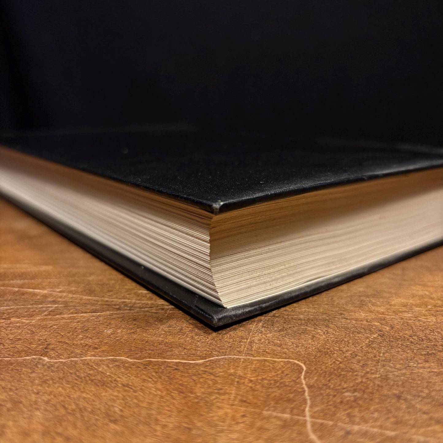 Handbook of Unusual Natural Phenomena: Eyewitness Accounts of Nature’s Greatest Mysteries / William Corliss (1986) Vintage Hardcover Book