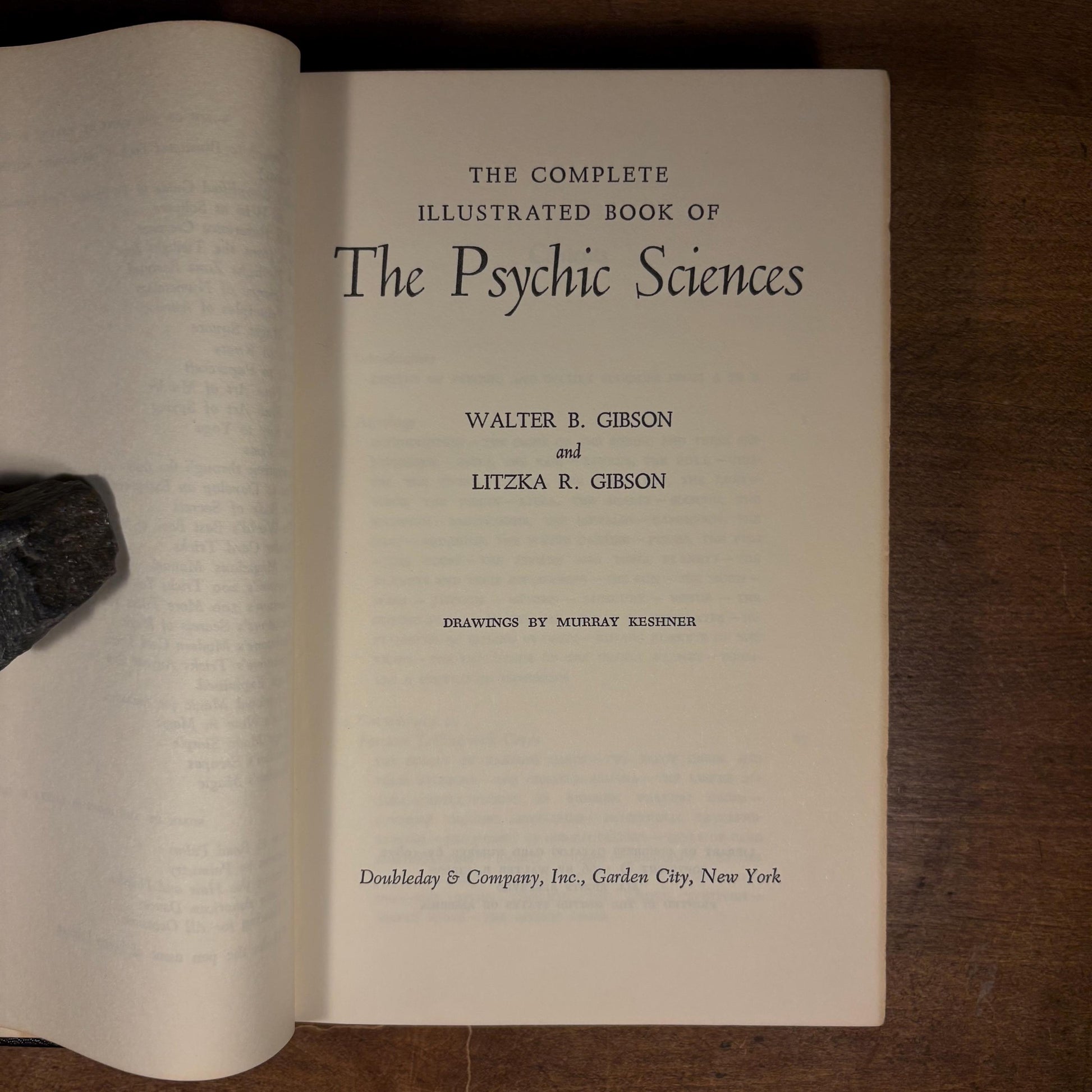The Complete Illustrated Book of the Psychic Sciences / Walter Gibson and Litzka Gibson (1966) Vintage Hardcover Book