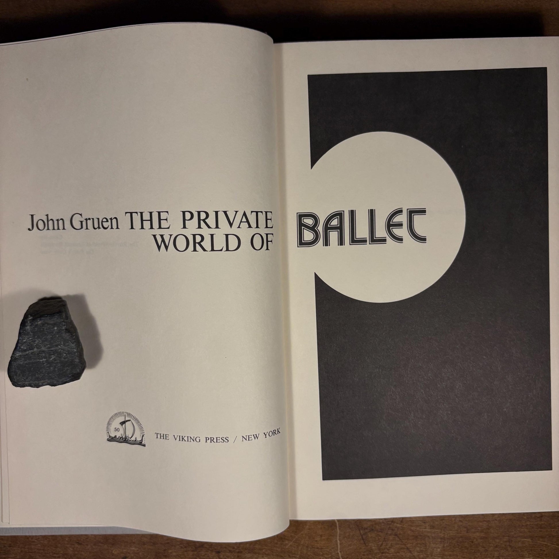 First Printing - The Private World of Ballet / John Gruen (1975) Vintage Hardcover Book