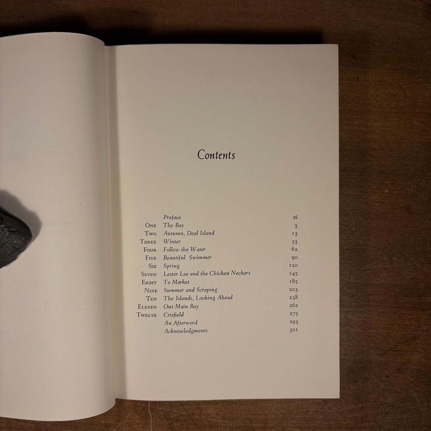 Early Printing - Beautiful Swimmers: Watermen, Crabs and the Chesapeake Bay / William W. Warner (1976) Vintage Hardcover Book