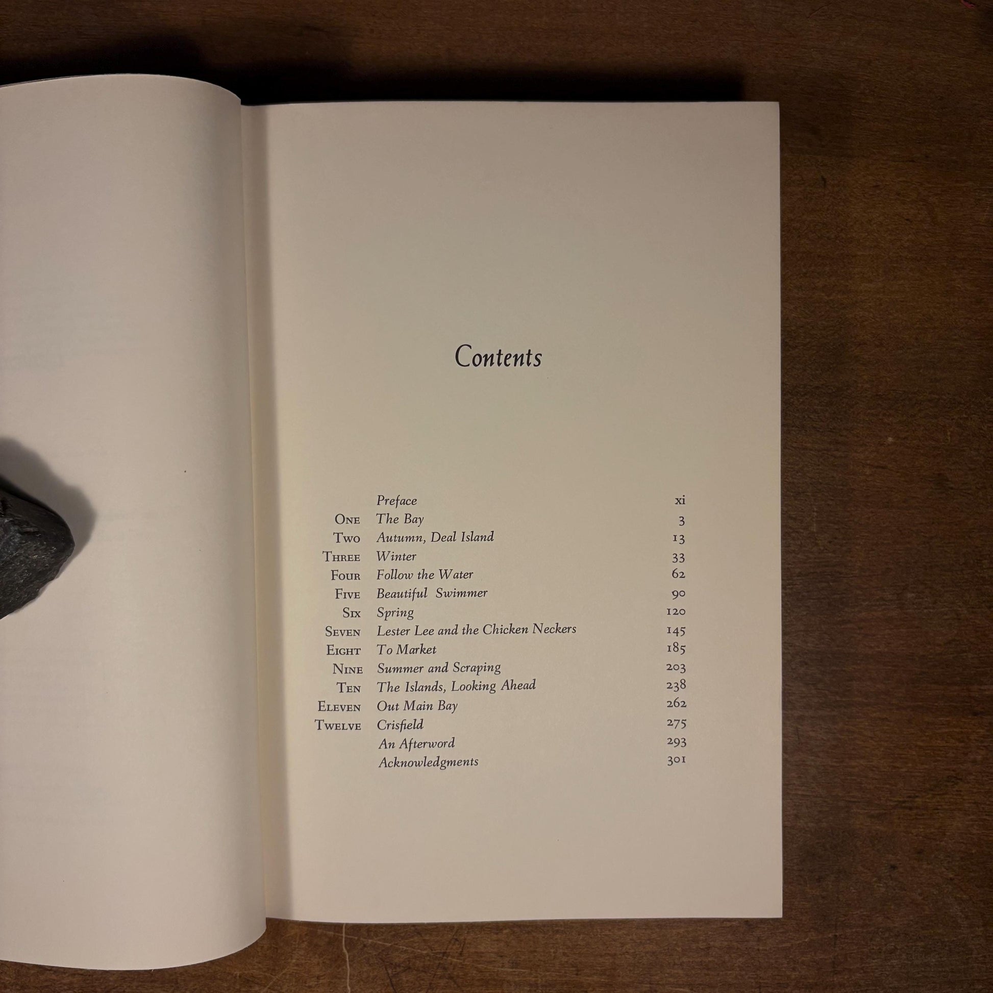 Early Printing - Beautiful Swimmers: Watermen, Crabs and the Chesapeake Bay / William W. Warner (1976) Vintage Hardcover Book