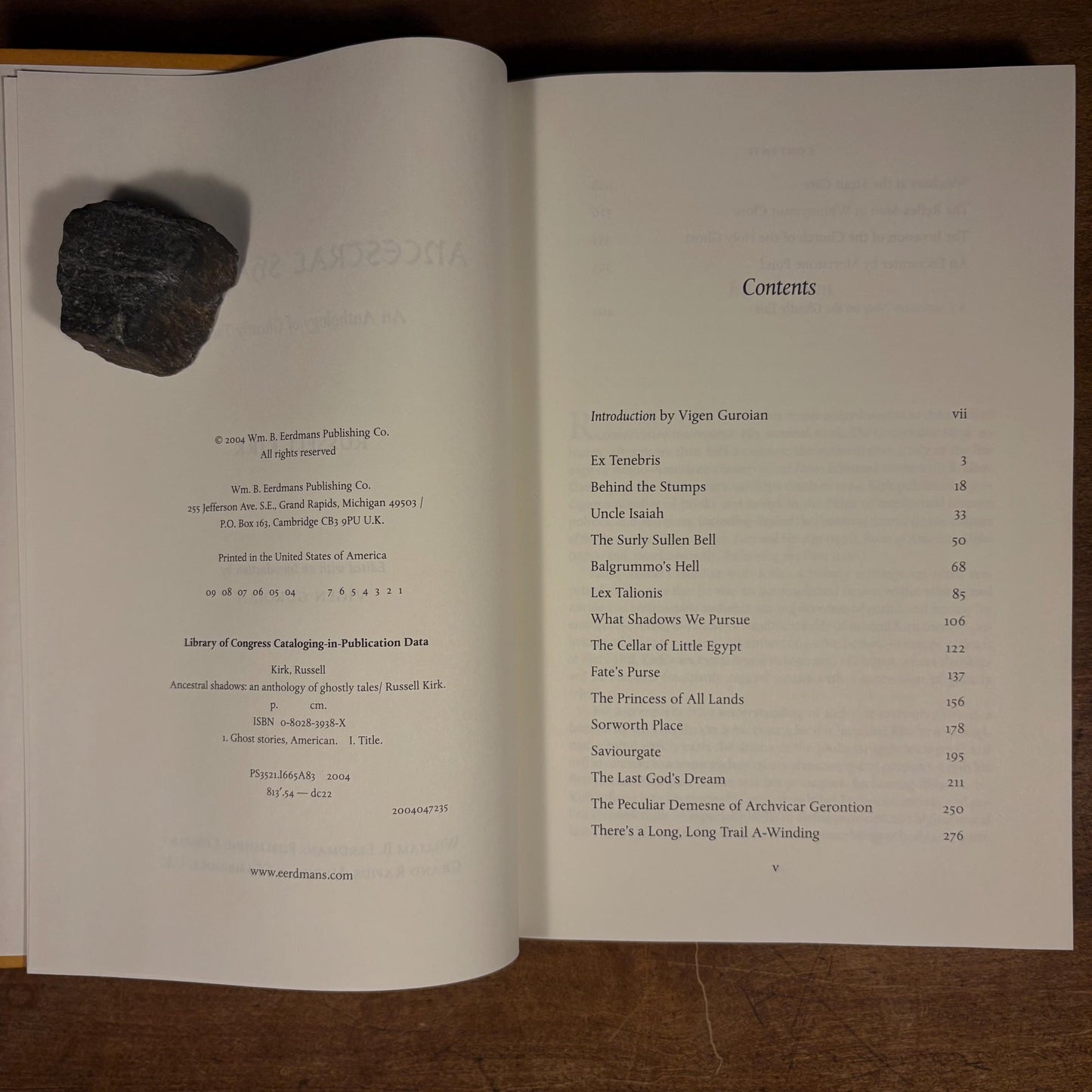 First Printing - Ancestral Shadows: An Anthology of Ghostly Tales / Russell Kirk (2004) Vintage Hardcover Book