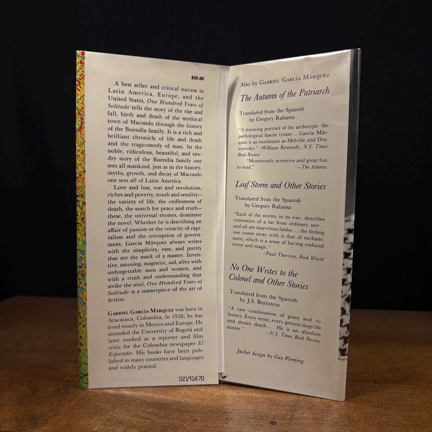 One Hundred Years of Solitude / Gabriel Garcia Márquez (1995) Vintage Hardcover Book