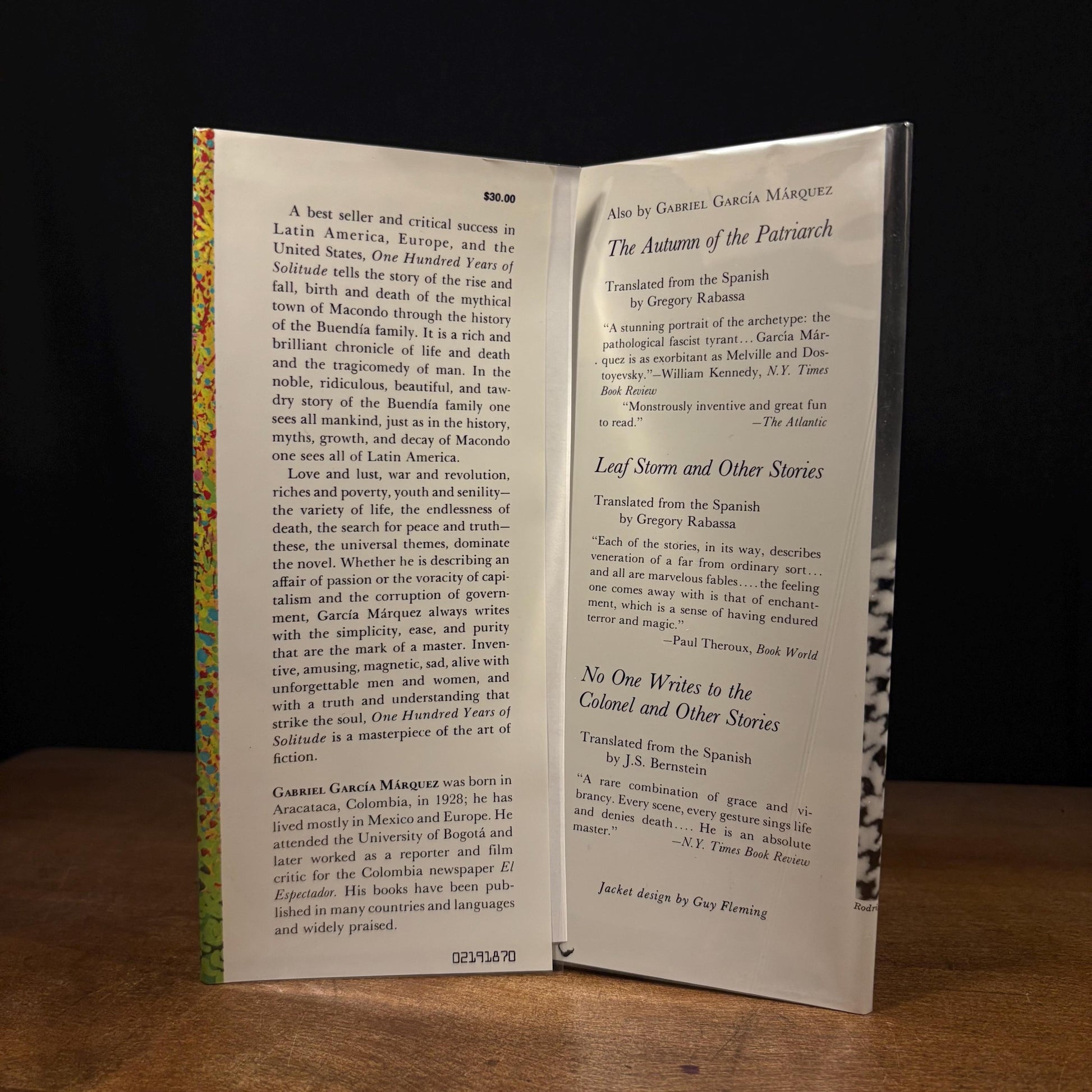 One Hundred Years of Solitude / Gabriel Garcia Márquez (1995) Vintage Hardcover Book