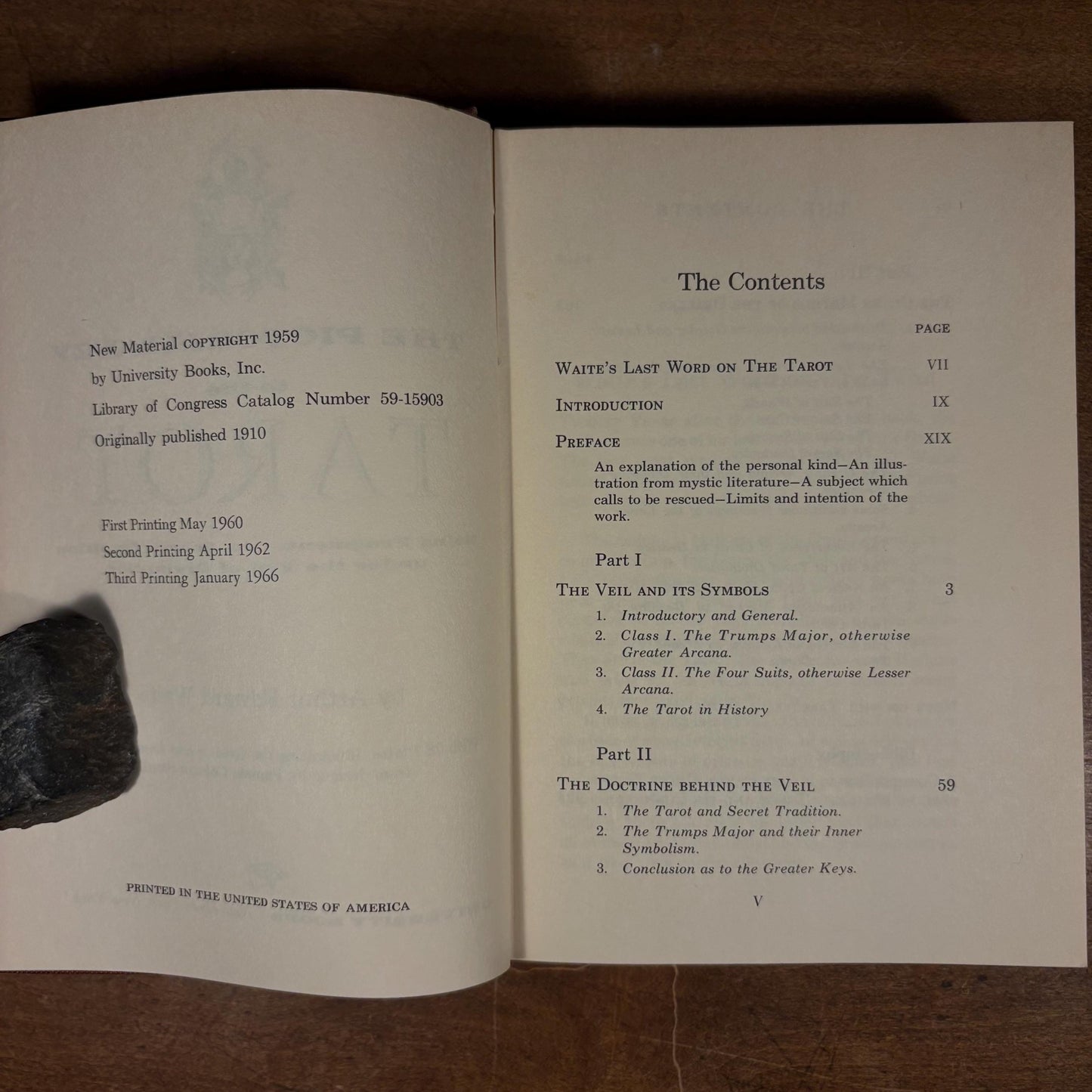 The Pictorial Key to the Tarot / Aurhor Edward Waite (1966) Vintage Hardcover Book