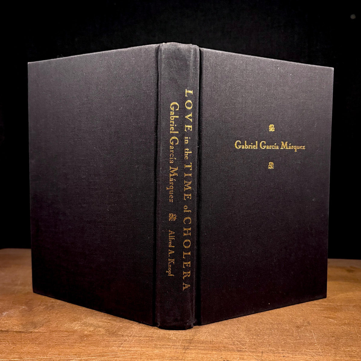 First US Printing - Love in the Time of Cholera / Gabriel García Márquez (1988) Vintage Hardcover Book