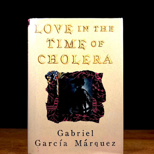 First US Printing - Love in the Time of Cholera / Gabriel García Márquez (1988) Vintage Hardcover Book