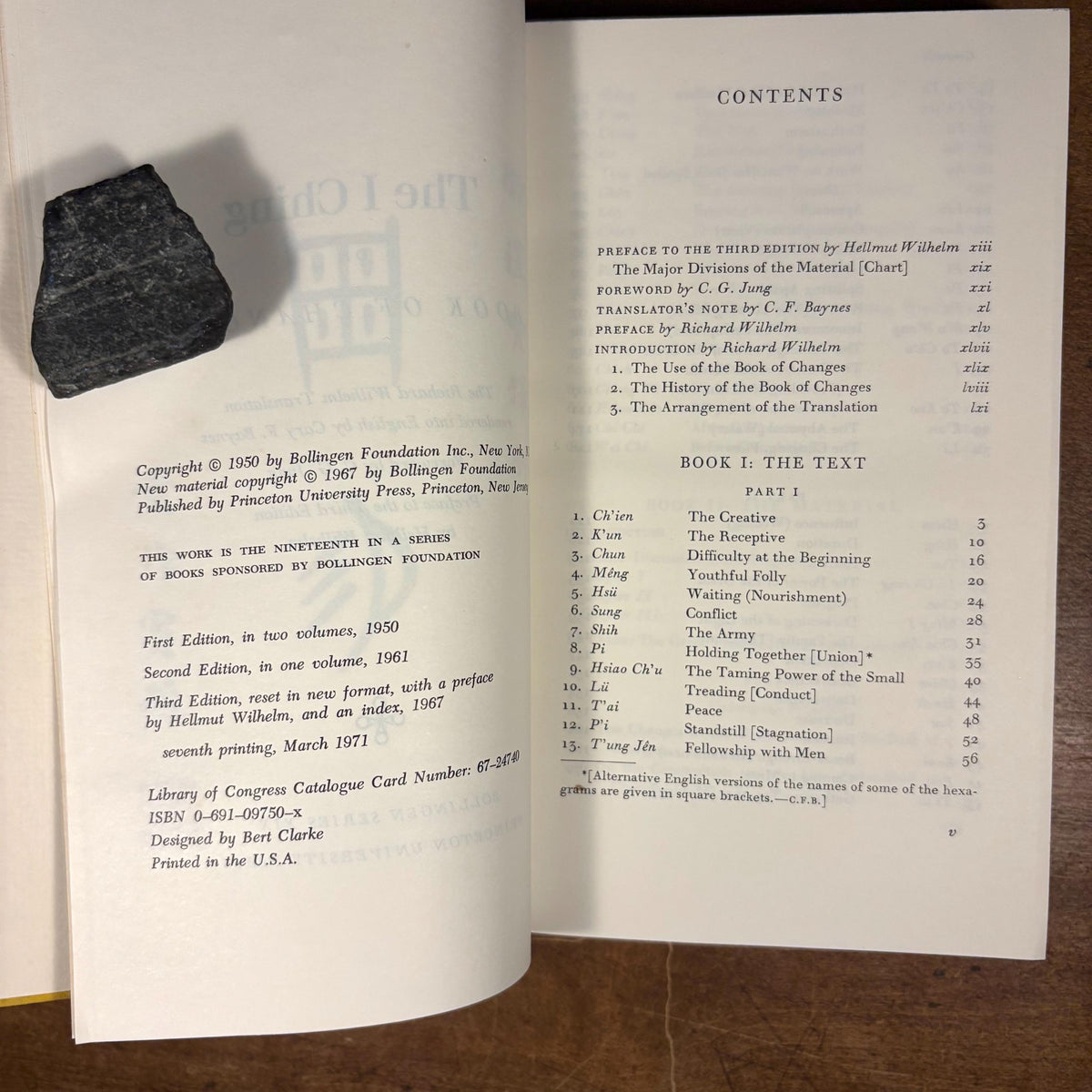 The I Ching or Book of Changes: The Richard Wilhelm Translation (1971) Vintage Hardcover Book