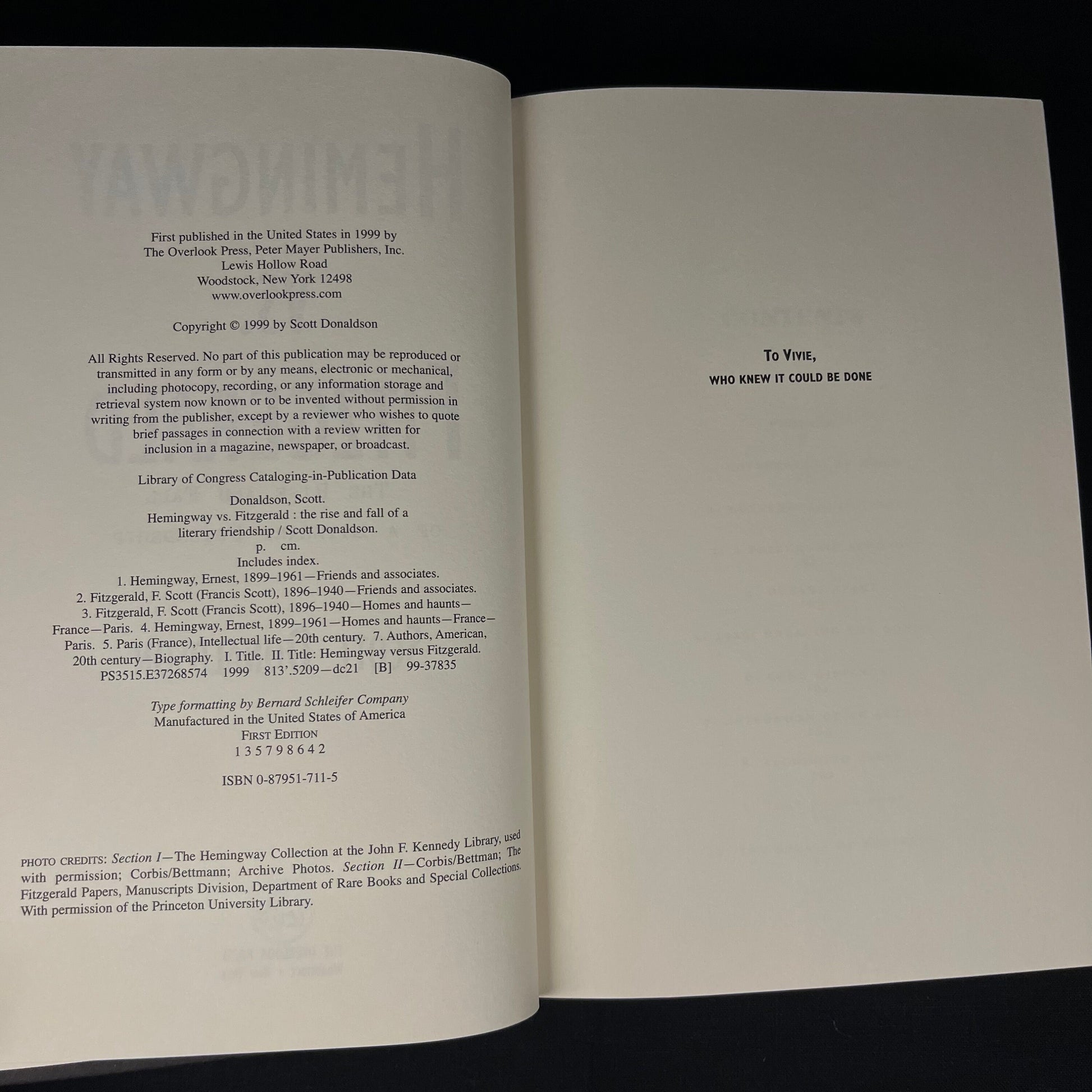 First Printing - Hemingway Vs. Fitzgerald: The Rise and Fall of a Literary Friendship by Scott Donaldson (1999) Vintage Hardcover Book