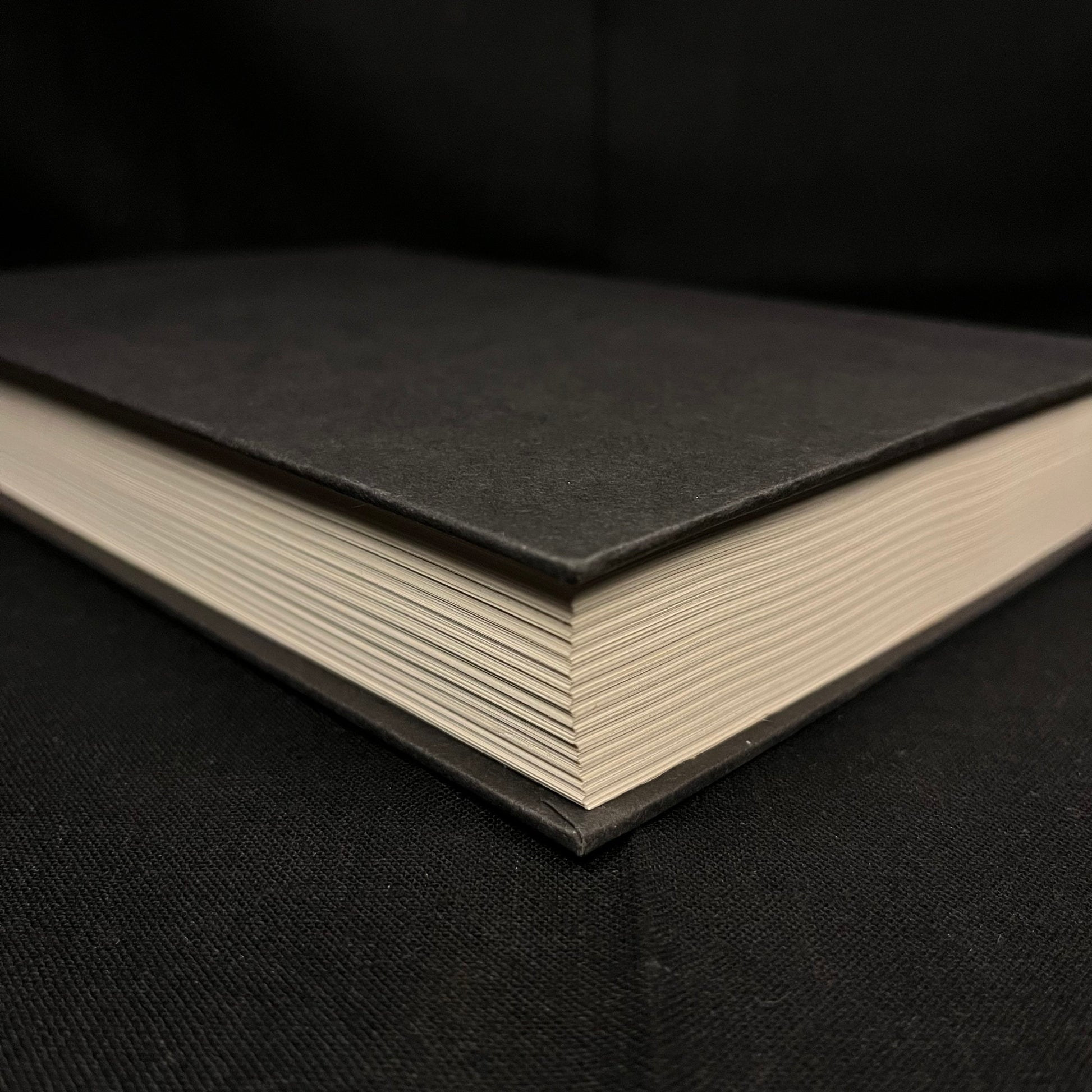 Contact: A Novel by Carl Sagan (1985) Vintage Hardcover Book