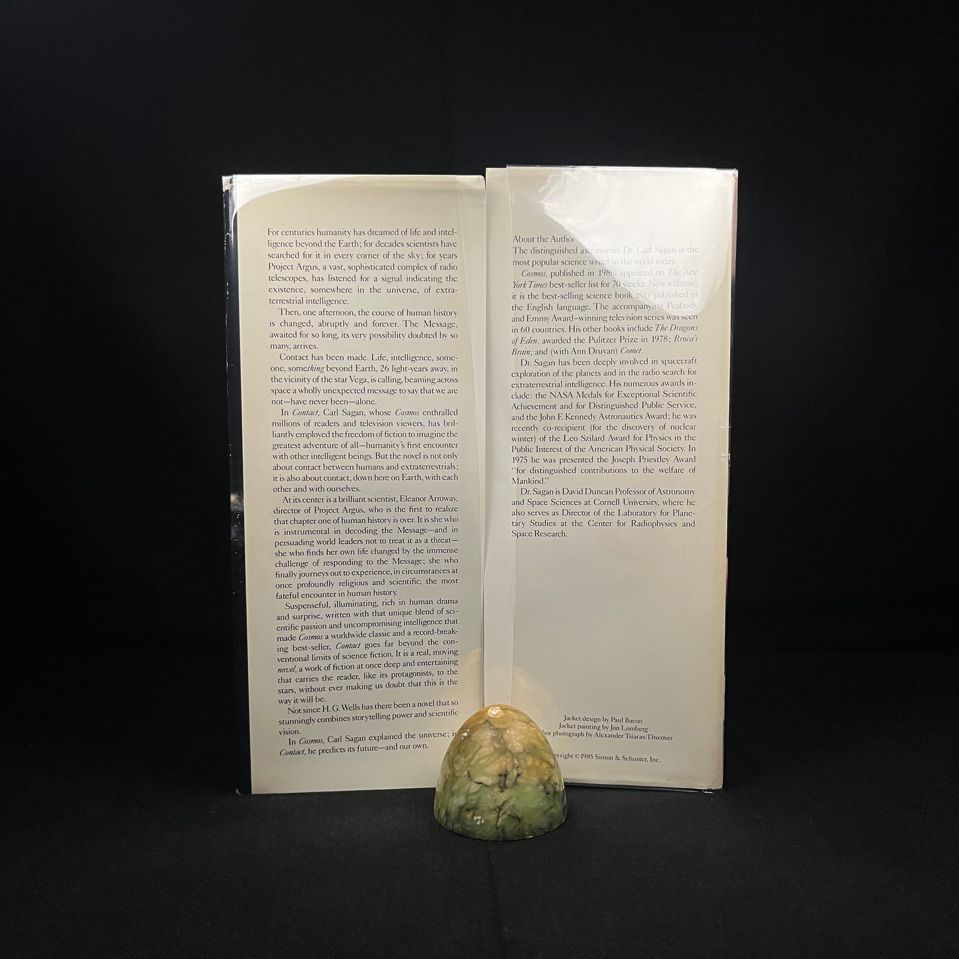Contact: A Novel by Carl Sagan (1985) Vintage Hardcover Book