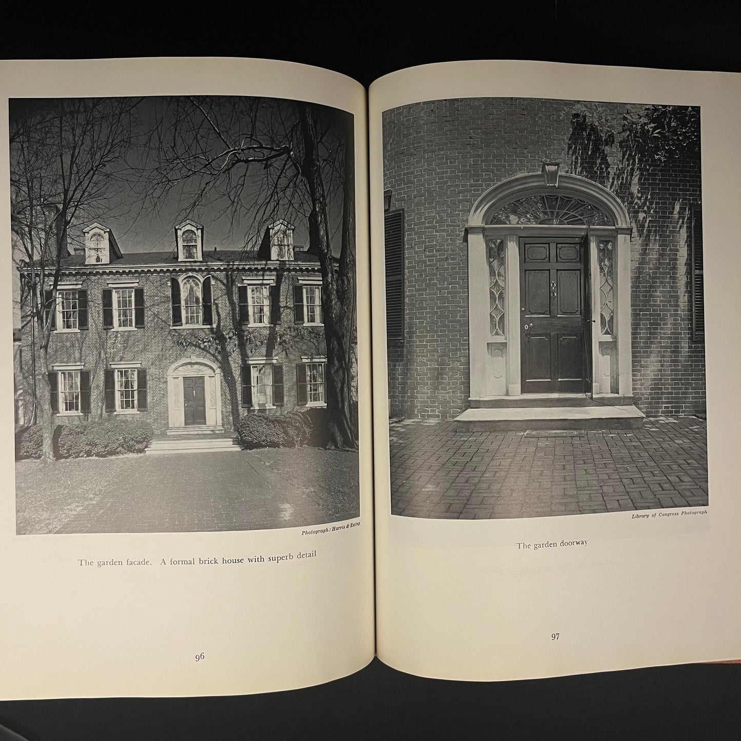 Georgetown Houses of the Federal Period Washington, D. C., 1780-1830, by D. Davis, S. P. Dorsey and R. C. Hall (1954) Vintage Hardcover Book