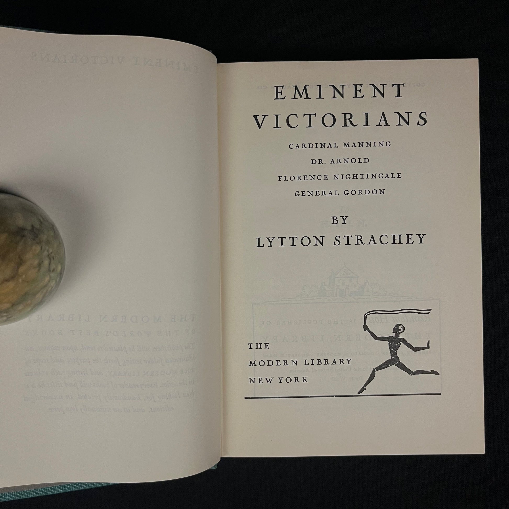 Modern Library - Eminent Victorians by Lytton Strachey (1940) Vintage Hardcover Book