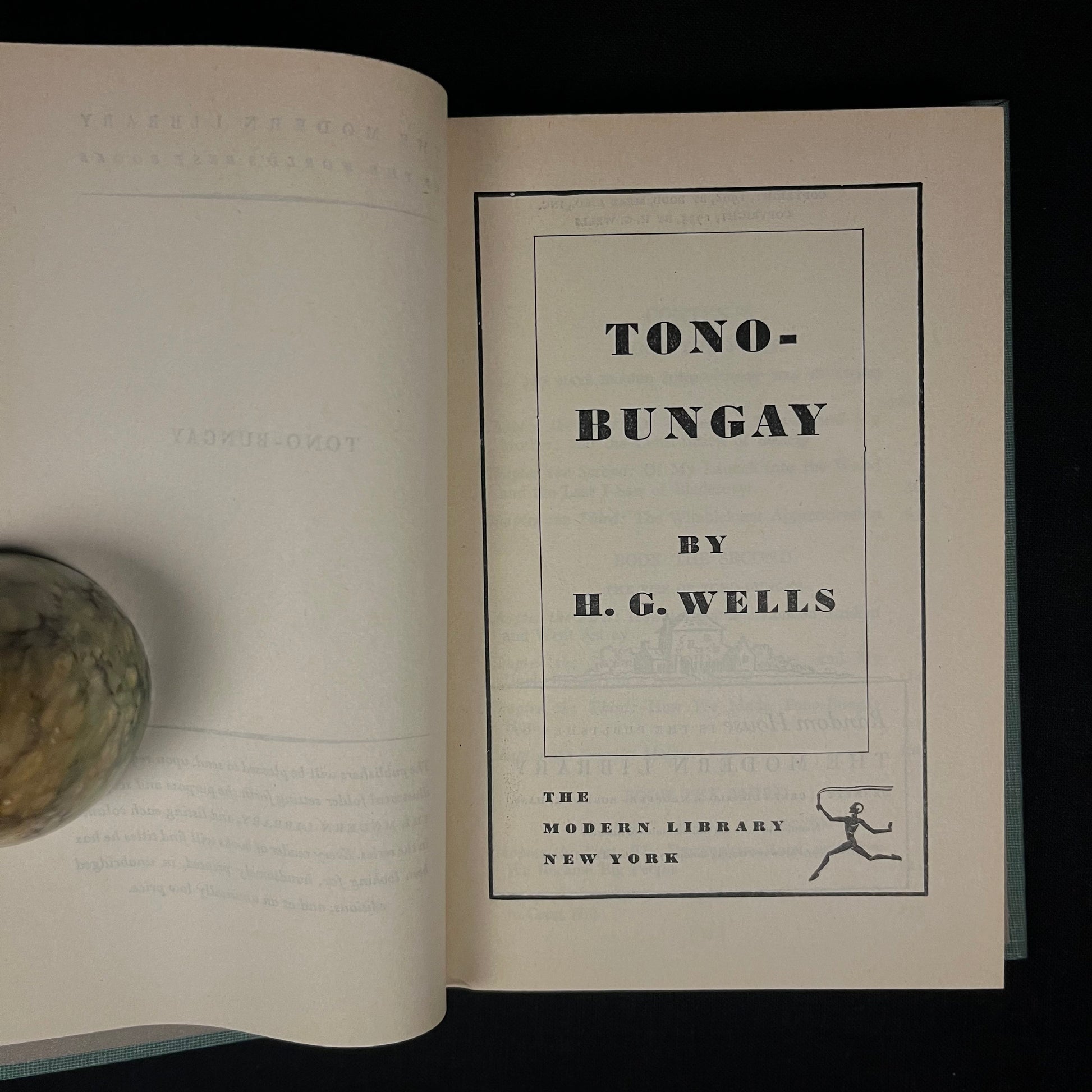 Modern Library - Tono-Bungay by H. G. Wells (1941) Vintage Hardcover Book