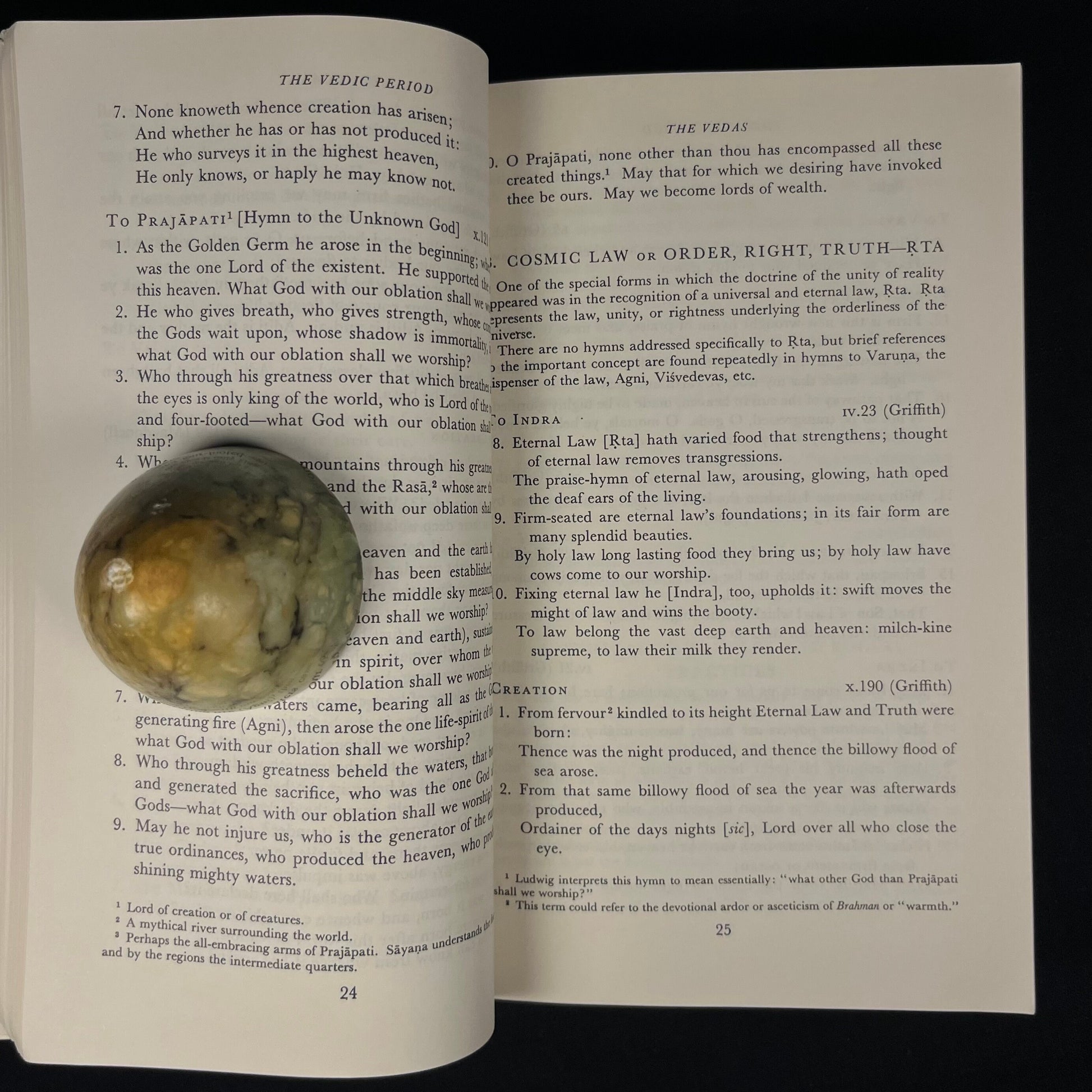 A Sourcebook in Indian Philosophy (1967) Vintage Softcover Book