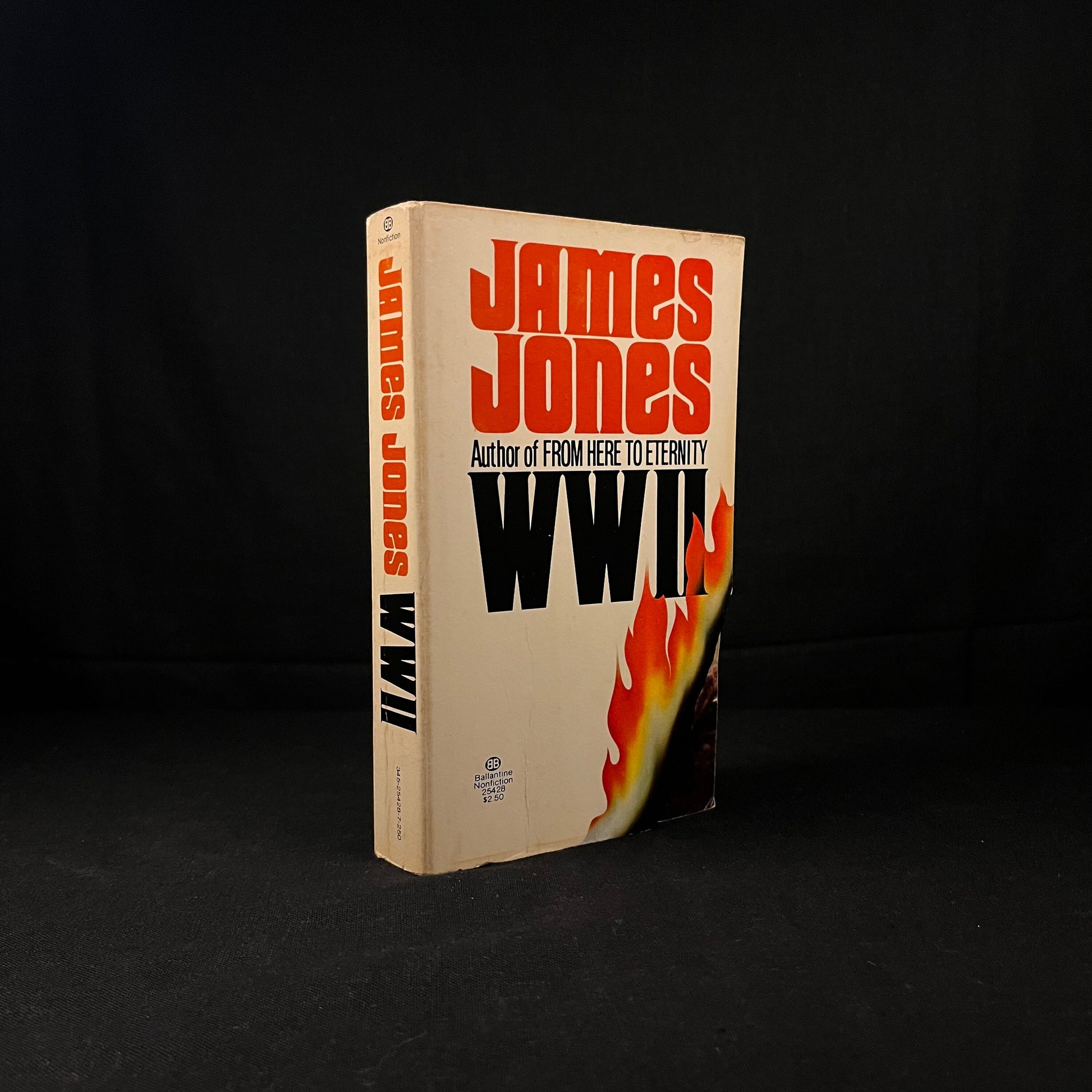 First Mass Market Printing - WW II: A Chronicle of Soldiering by James Jones (1977) Vintage Paperback Book