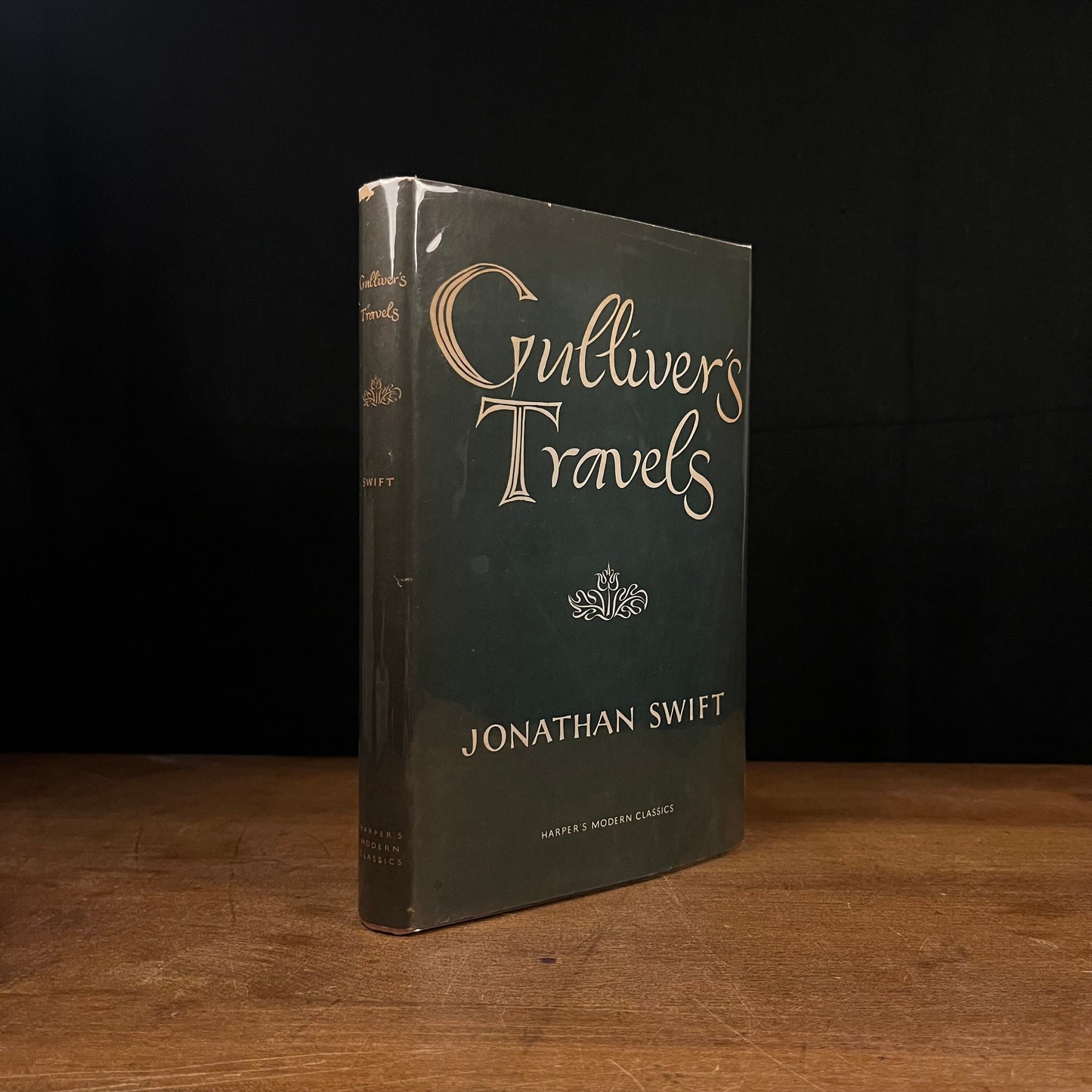 Gulliver’s Travels by Jonathan Swift (1950) Vintage Hardcover Book