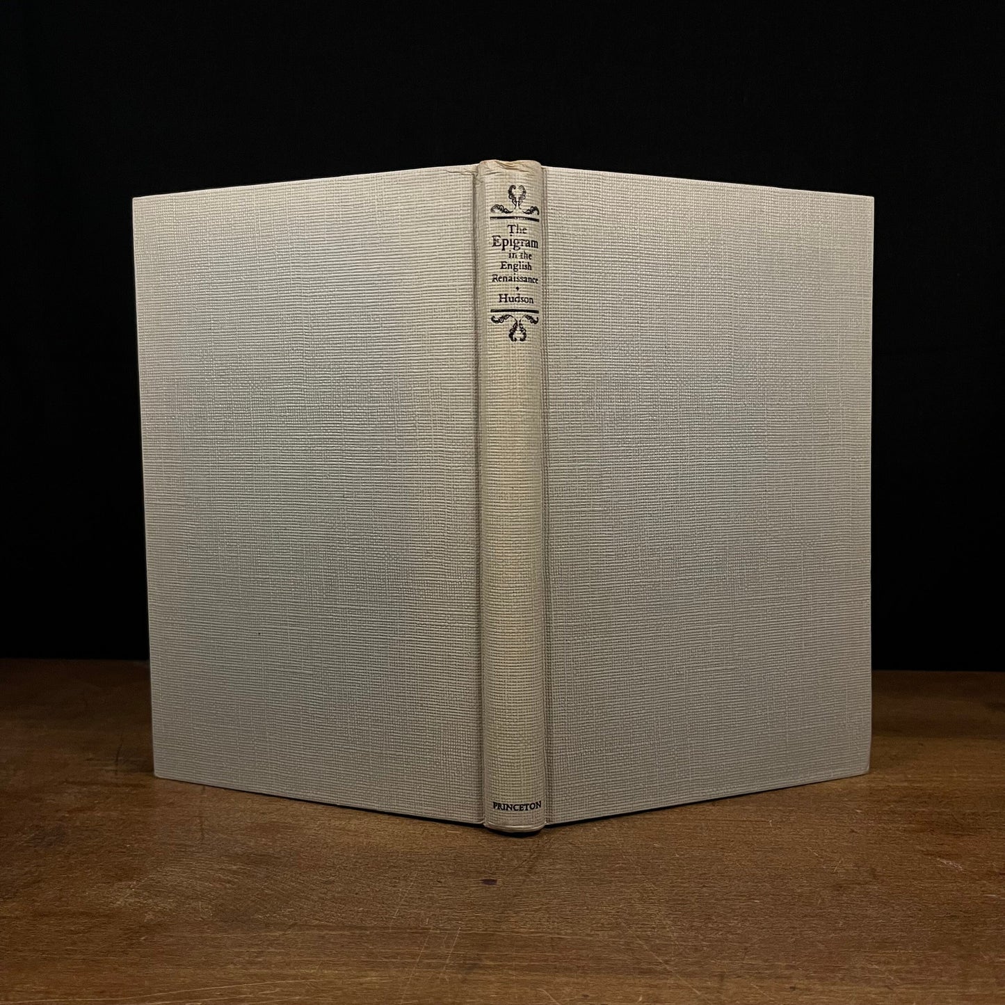 First Printing - The Epigram in the English Renaissance by Hoyt Hopewell Hudson (1947) Vintage Hardcover Book