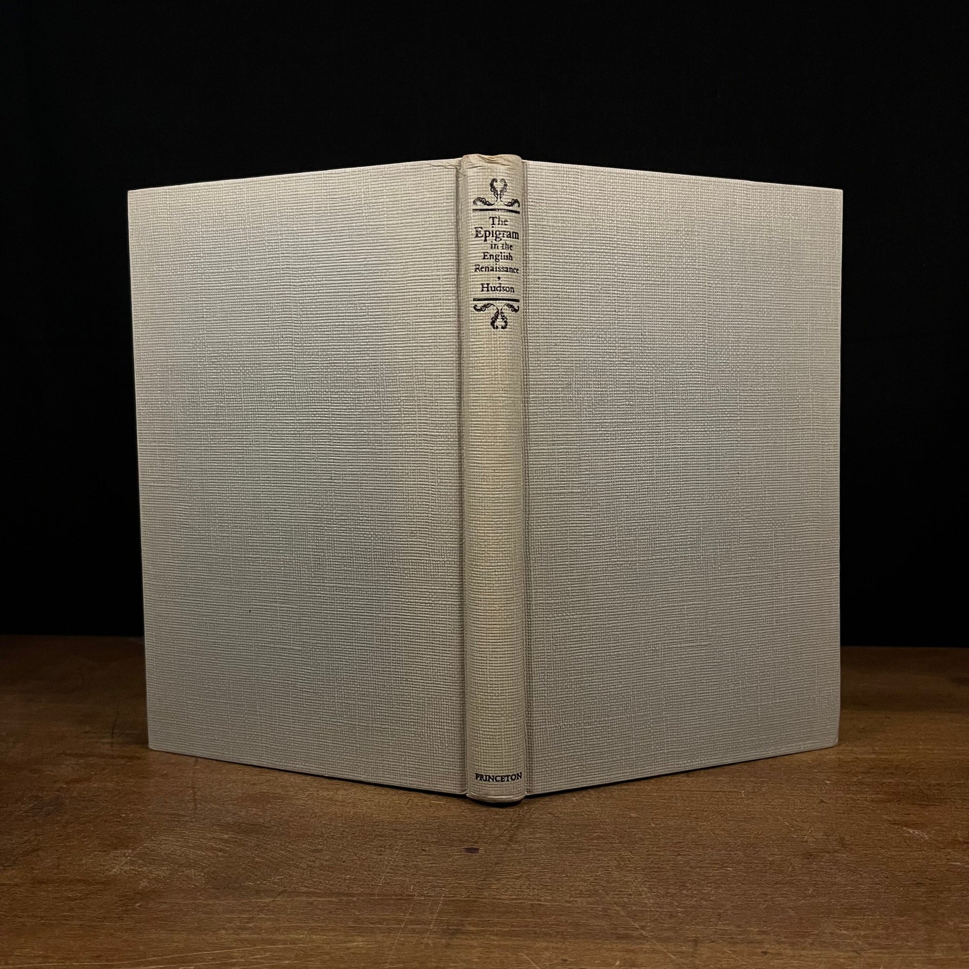 First Printing - The Epigram in the English Renaissance by Hoyt Hopewell Hudson (1947) Vintage Hardcover Book